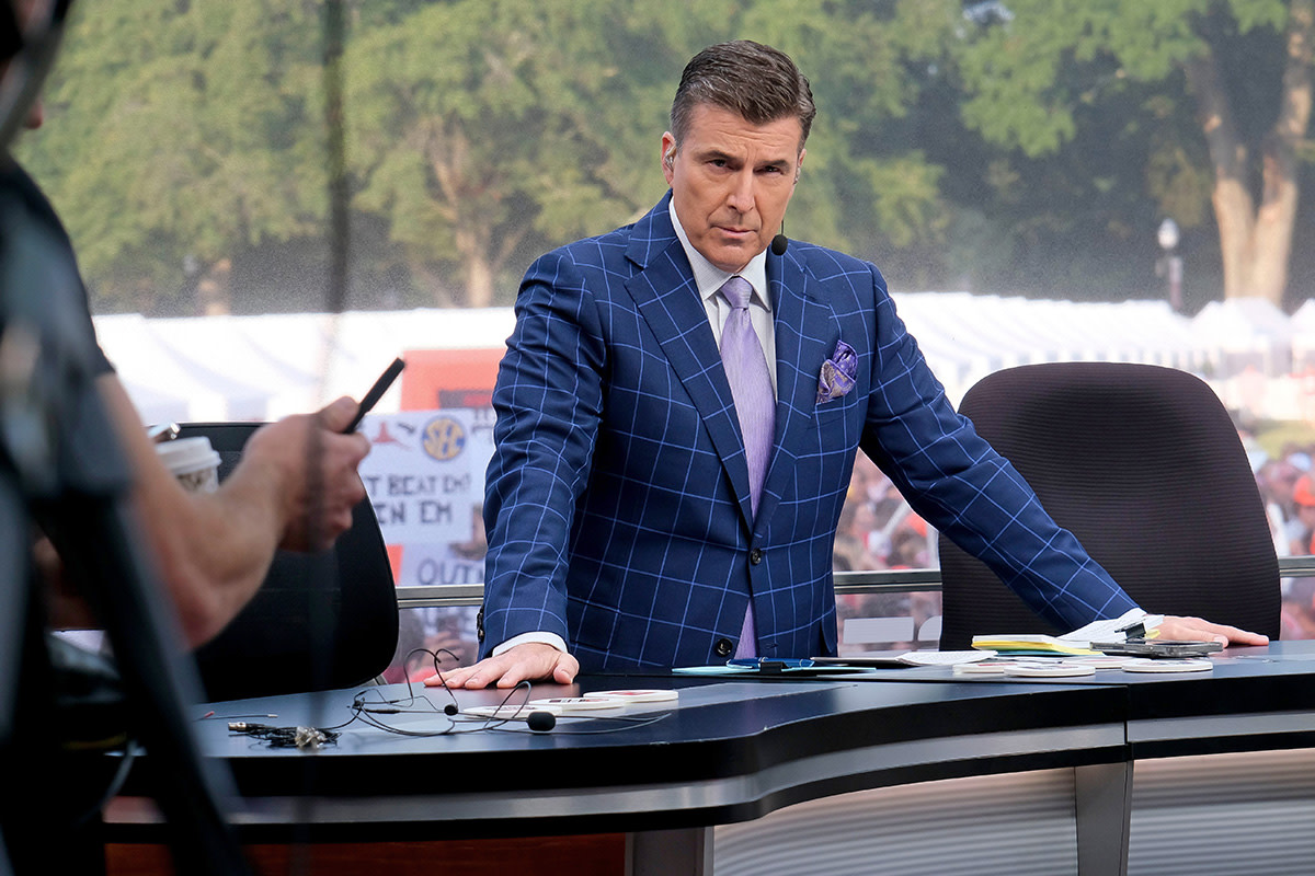 Espn Didn T Cut Audio Despite Chant From College Gameday Crowd