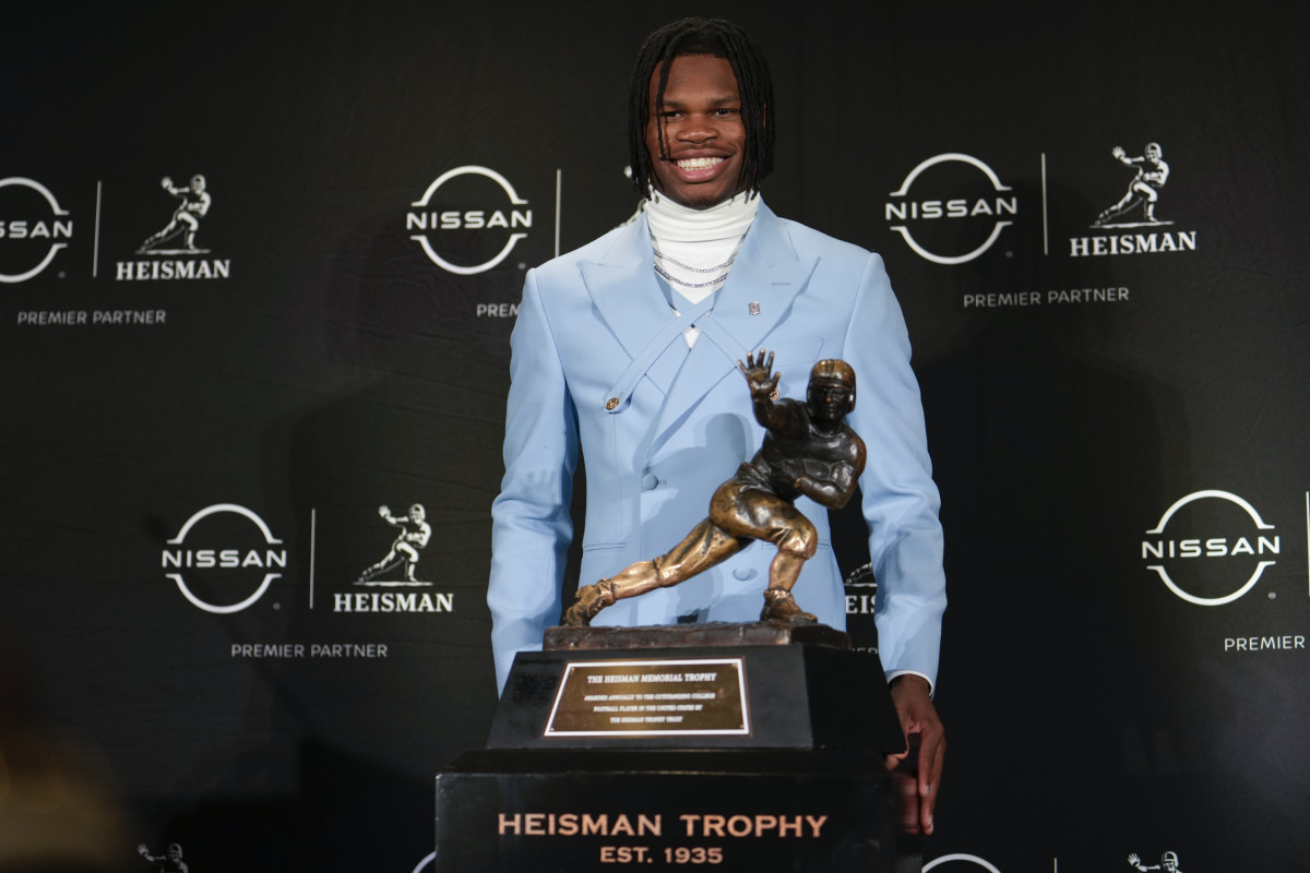 Where Travis Hunter S Heisman Trophy Season Ranks Among All Time