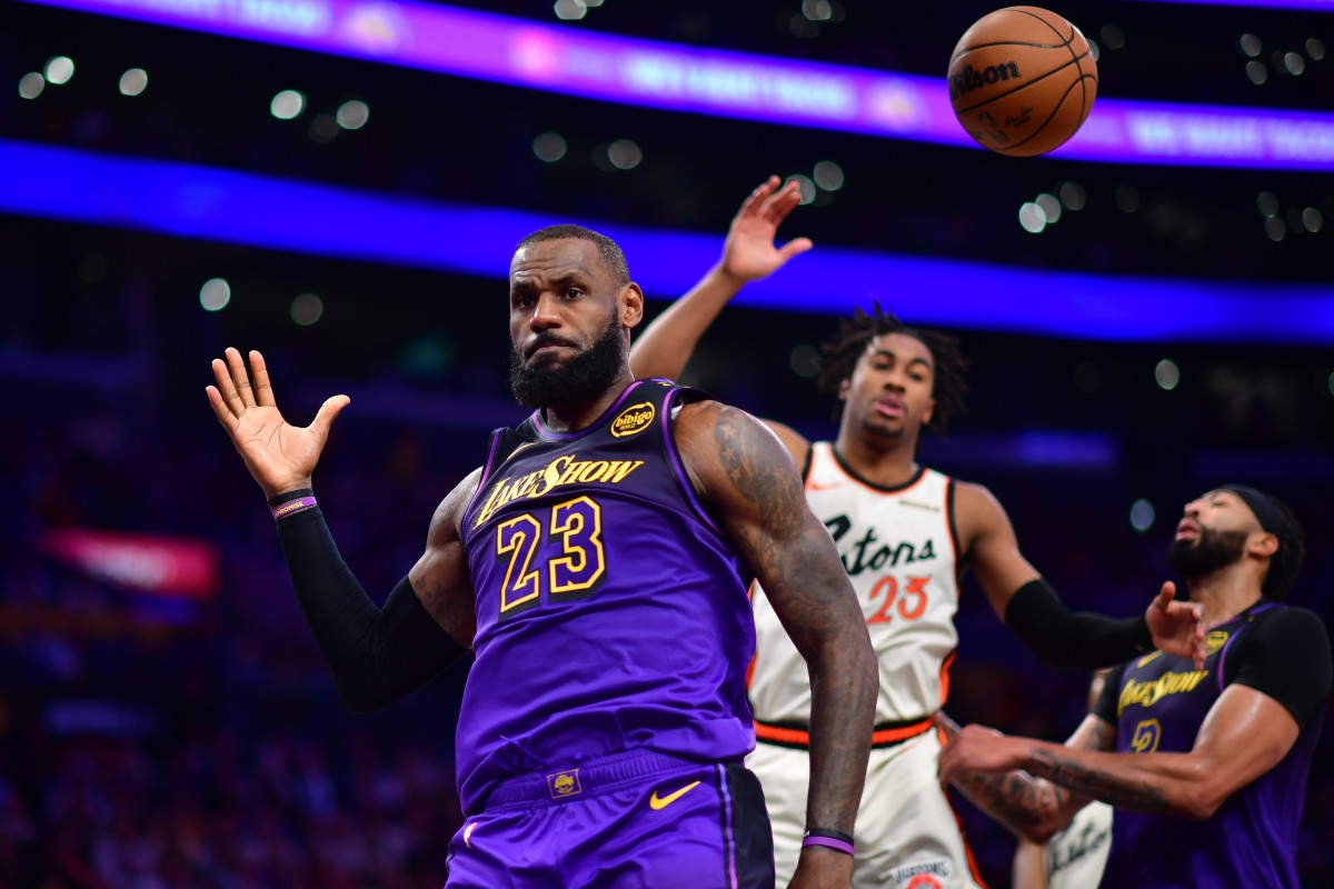 Lakers Rookie Admits Surprising Discovery About Lebron James Athlon