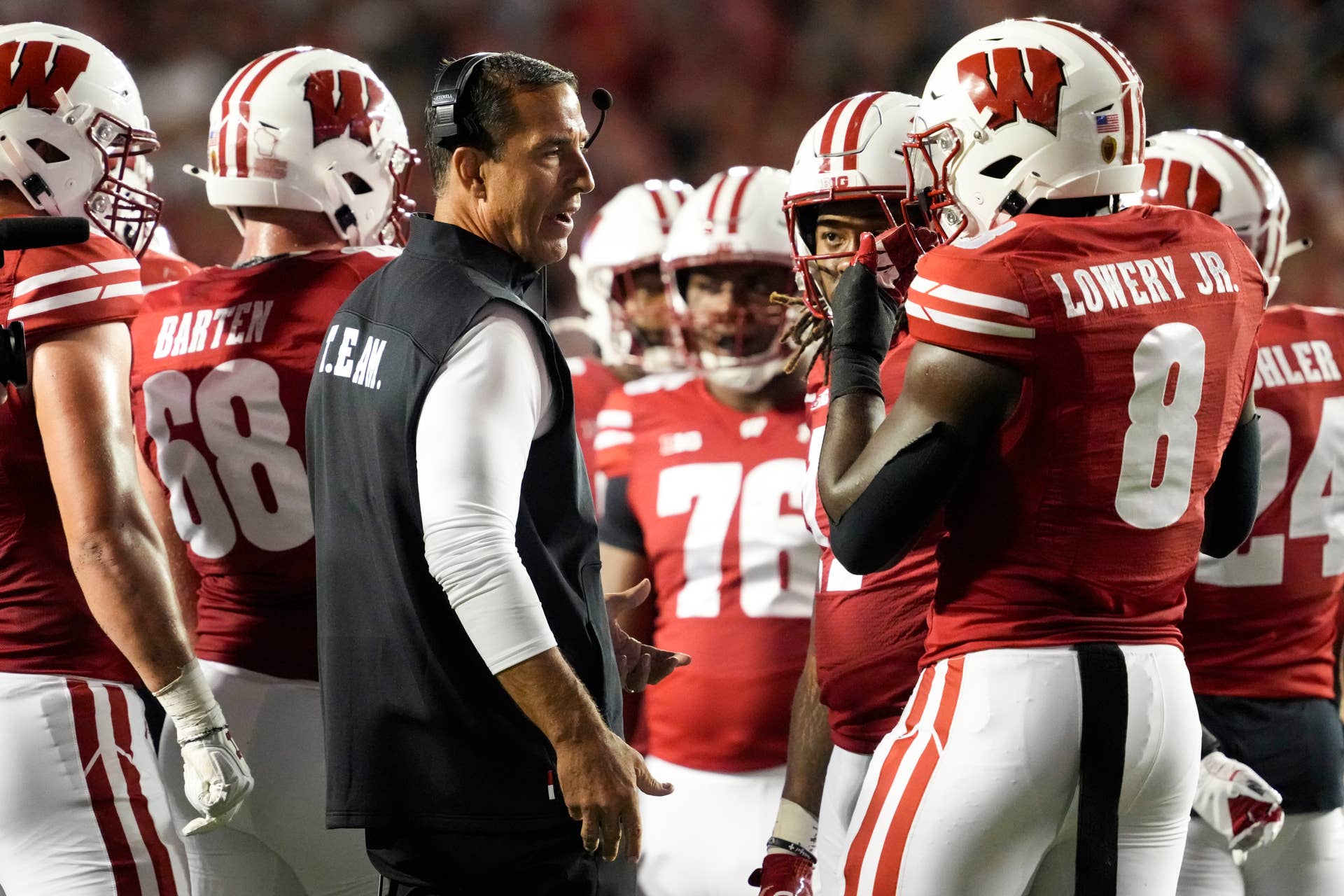 Wisconsin Running Test South Dakota Presents Another Test for the Wisconsin Run Defense - Athlon