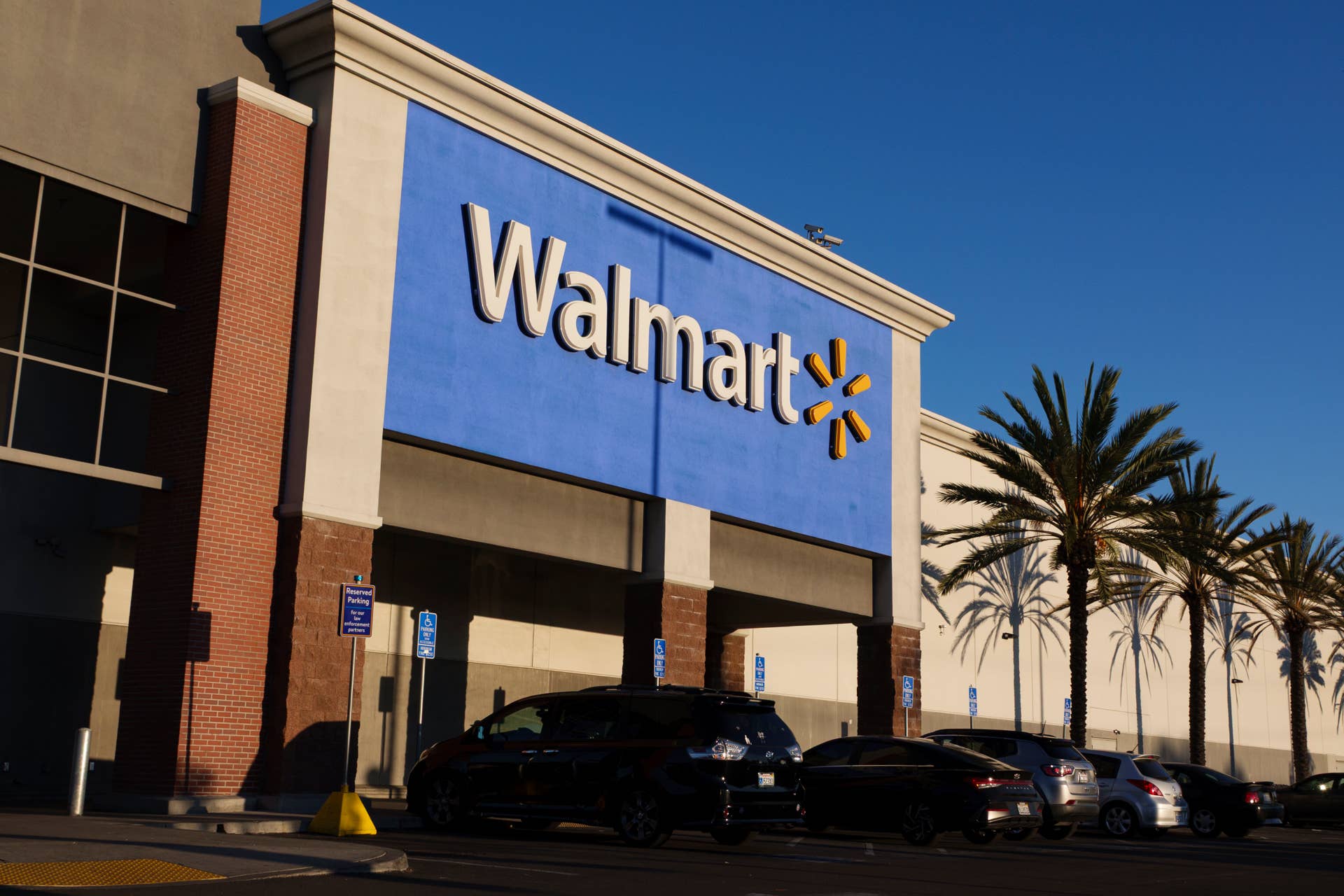 Walmart’s $299 Walking Treadmill Is Now $89: 'Takes Up Very Little ...