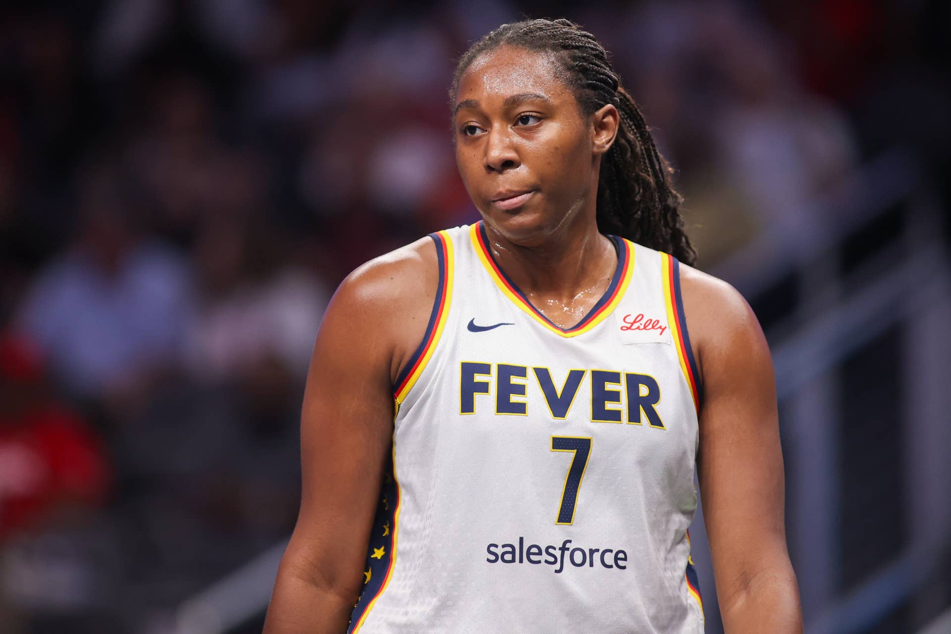 Aliyah Boston Indiana Fever formasıyla