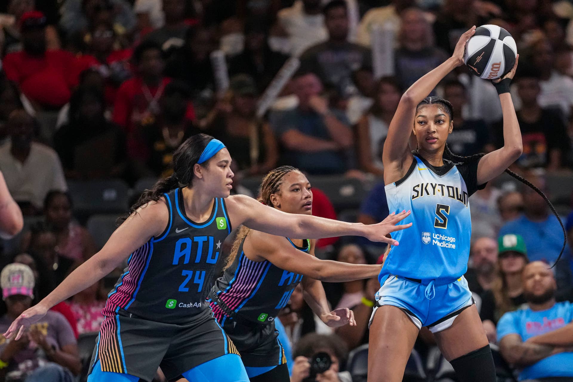 2 Defensive Rebounders Better Than Chicago Sky's Angel Reese - Athlon