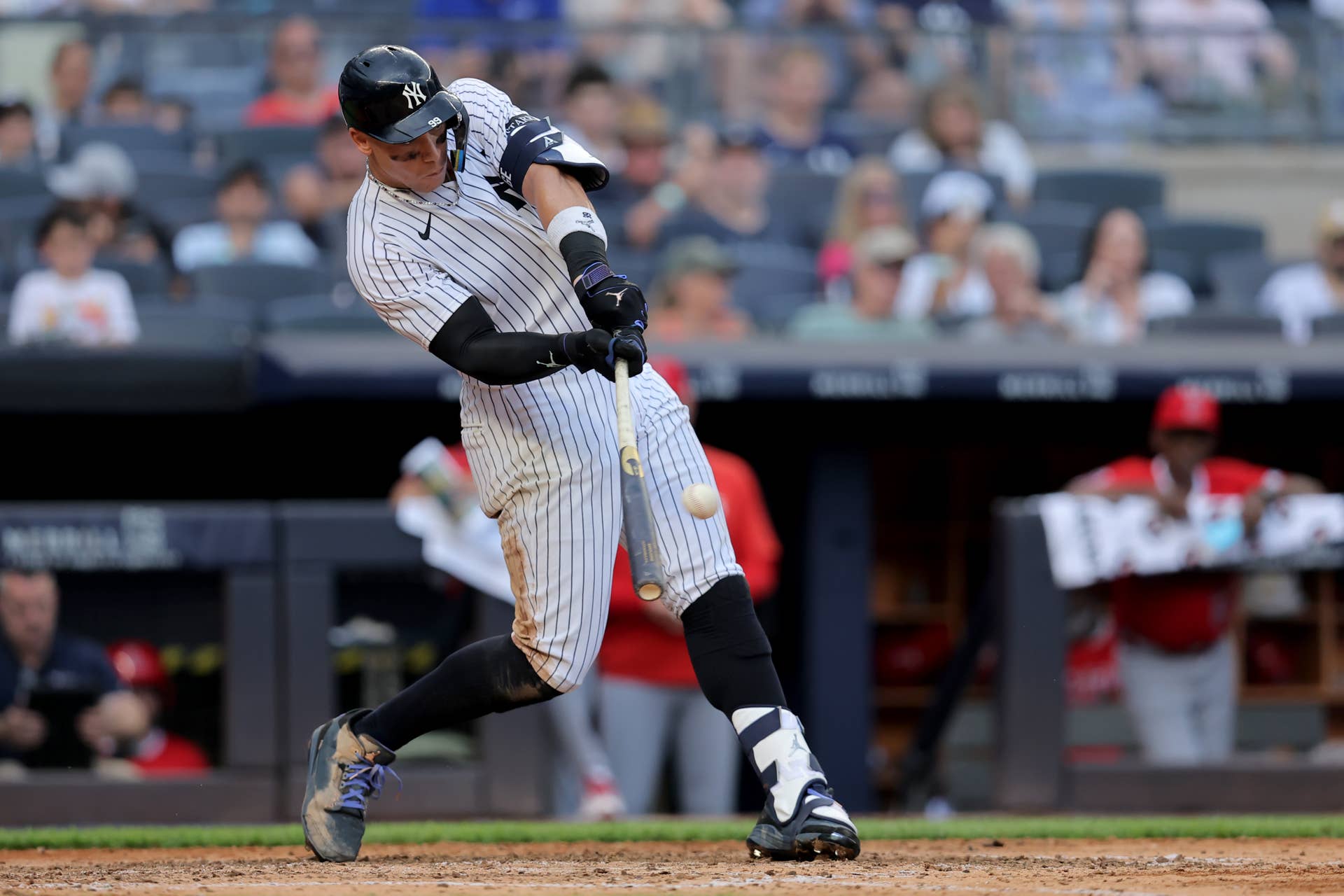 Jacob Sharp Should Mariners Star Catcher Be MVP Favorite Over Aaron Judge? - Athlon