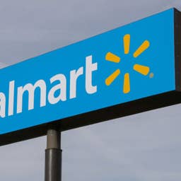 Walmart’s $20 Gadget Is an Air Pump, Charger, and Flashlight