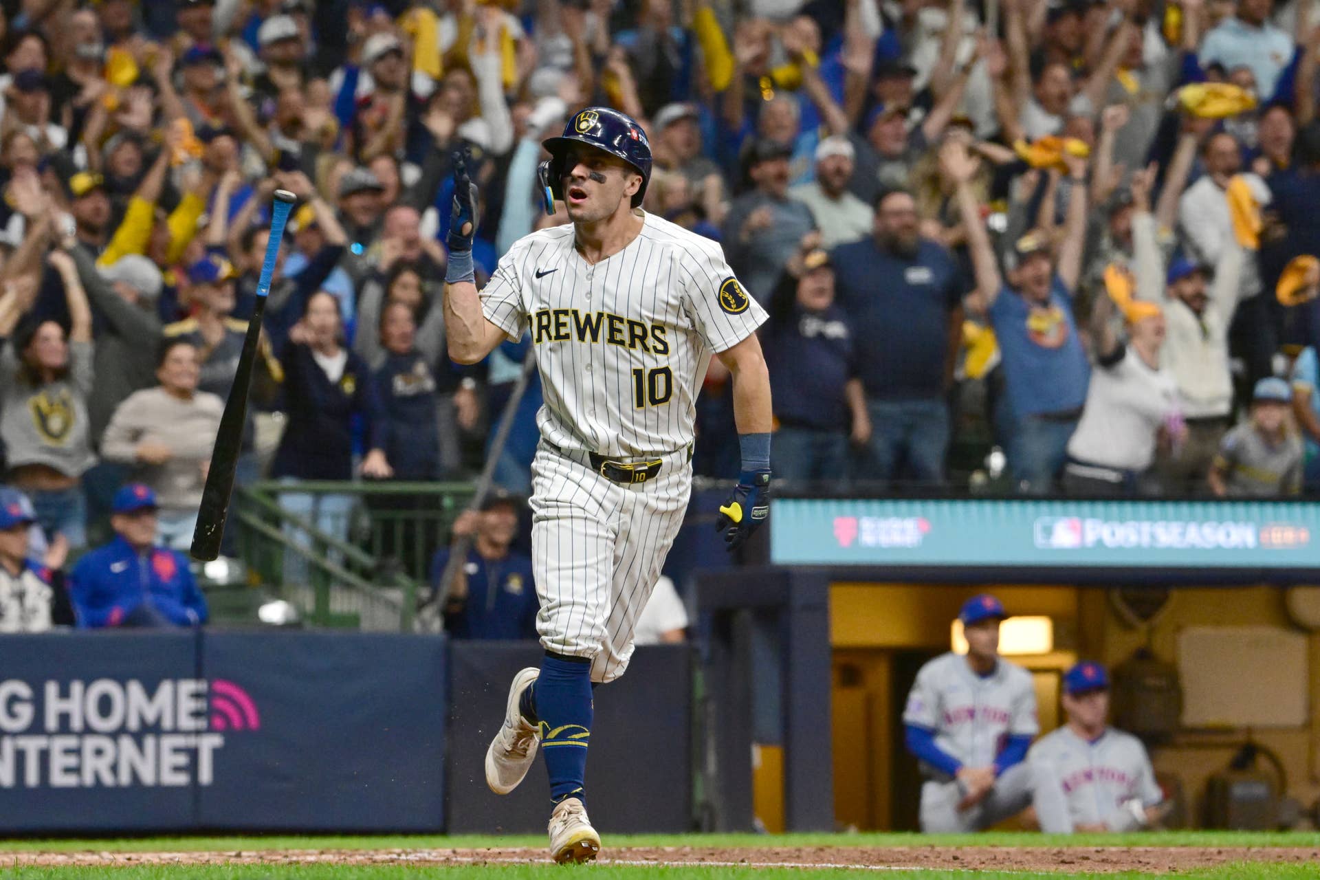 Brewers Playoff Hero Shows up to Spring Training in the Best Shape of ...