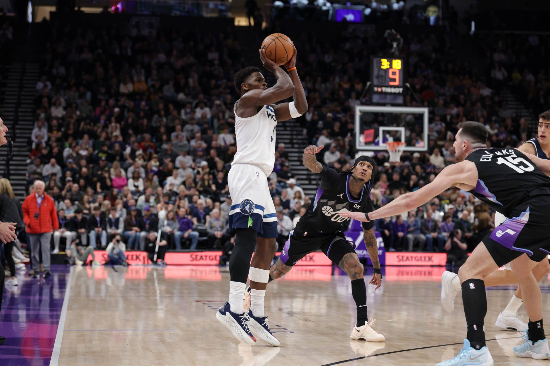 Many Threes Lou Williams Believes Ant Edwards Is Shooting Too Many Threes - Athlon