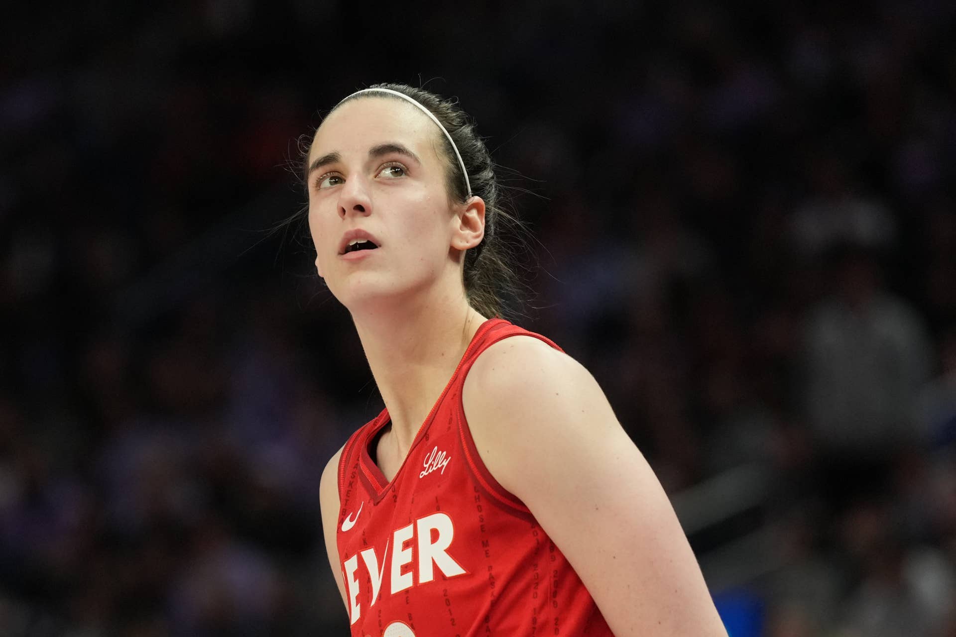 Caitlin Clark Leaves Court in Pain During Fourth Game Back From Injury -  Athlon