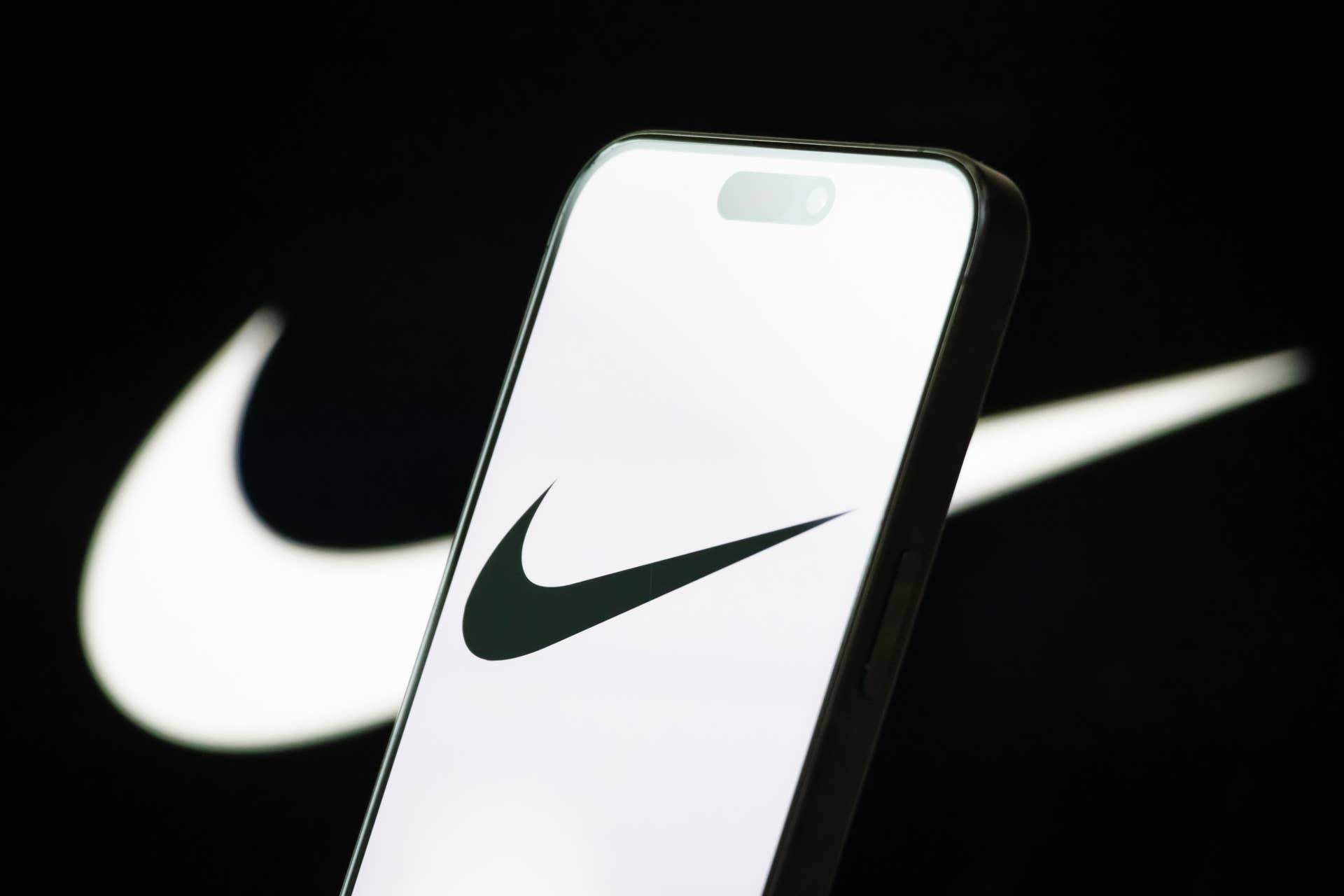 Nike's 'Cushiony' Air Max Shoes With an 'Amazing Grip' Are Now $70