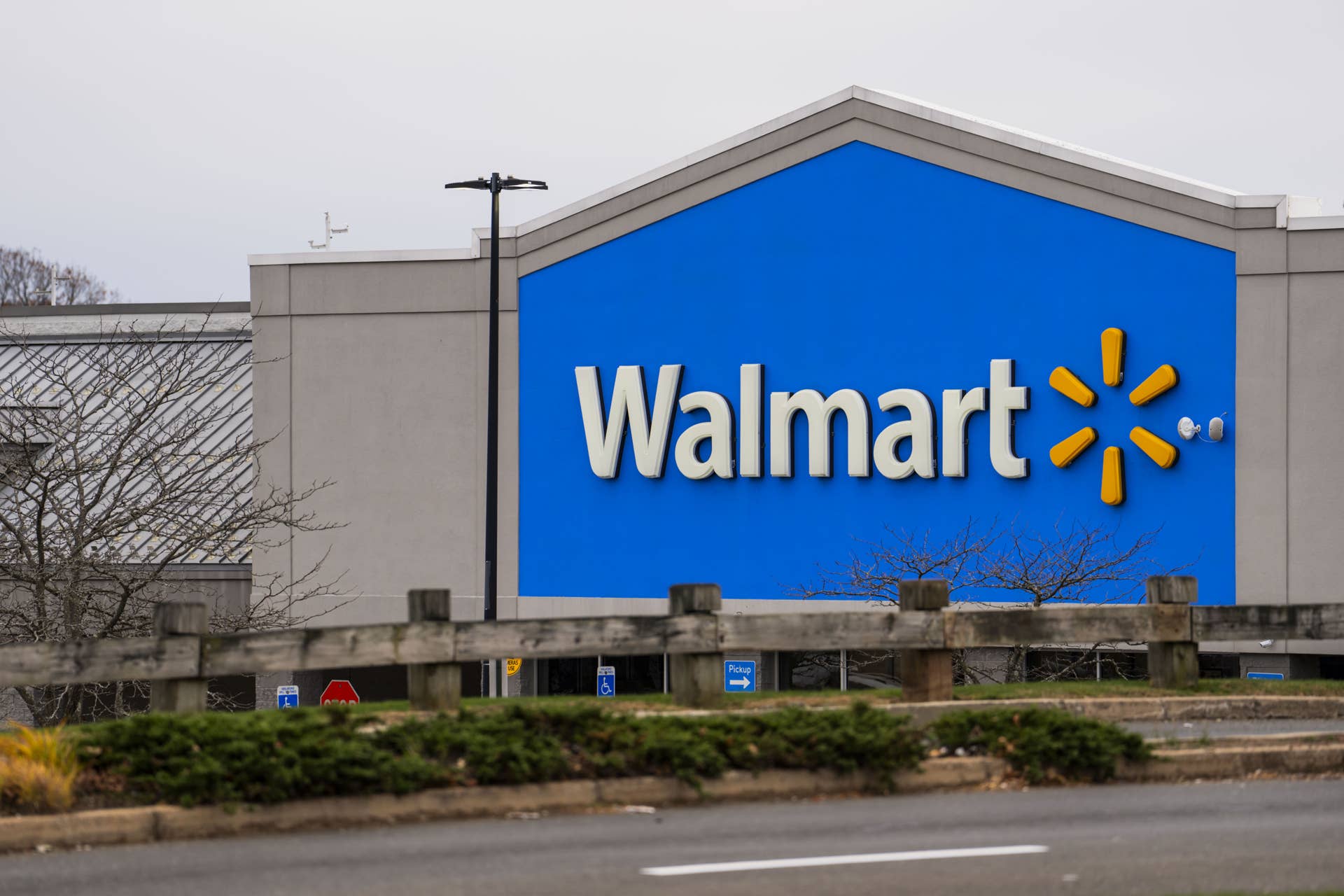 Walmart Comp Set Walmart's Collectible Monster Jam Truck Set Is Now $20: 'Perfect Gift ...