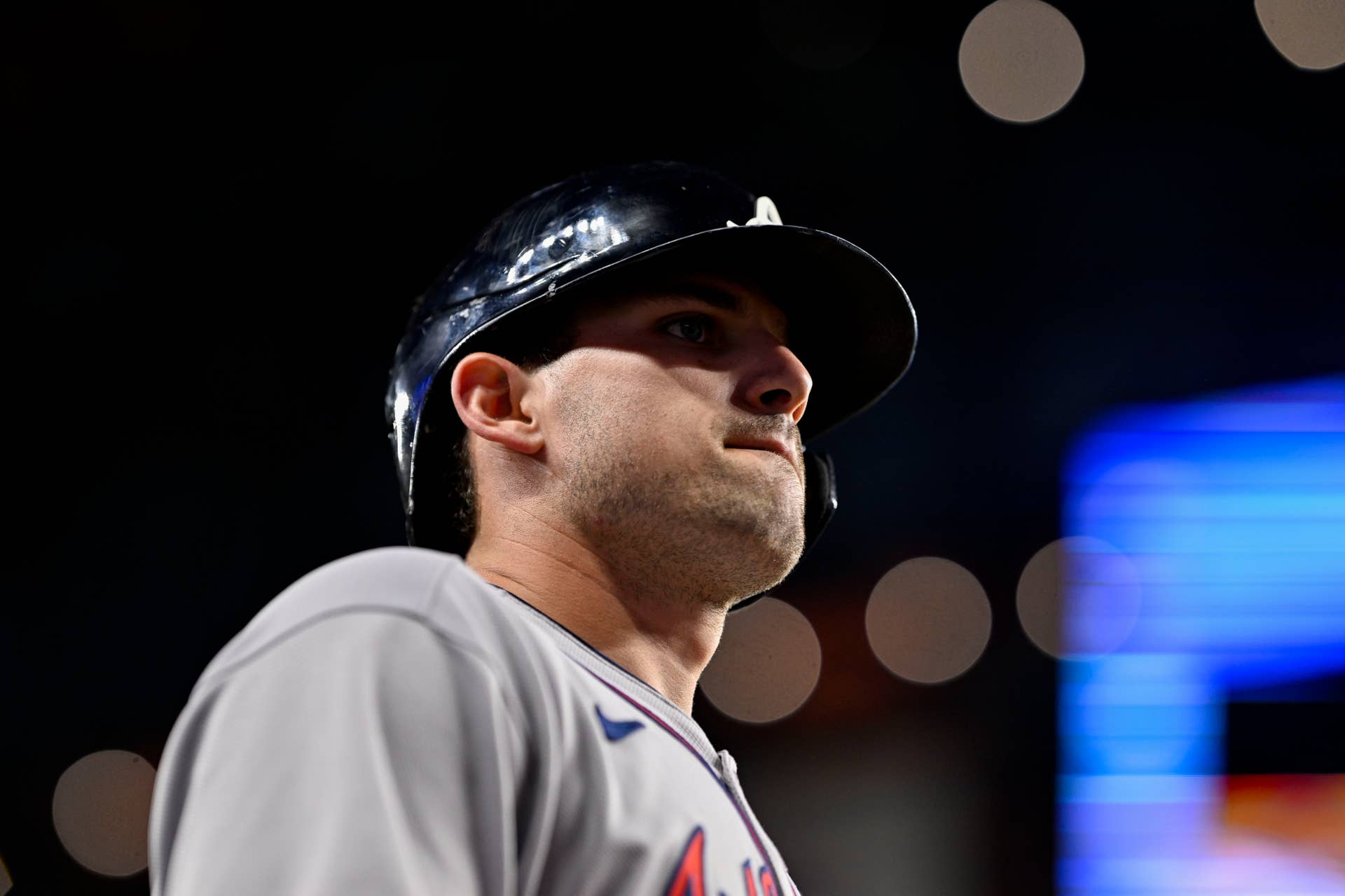 Atlanta Braves Dealt Concerning Austin Riley Update on Tuesday - Athlon ...