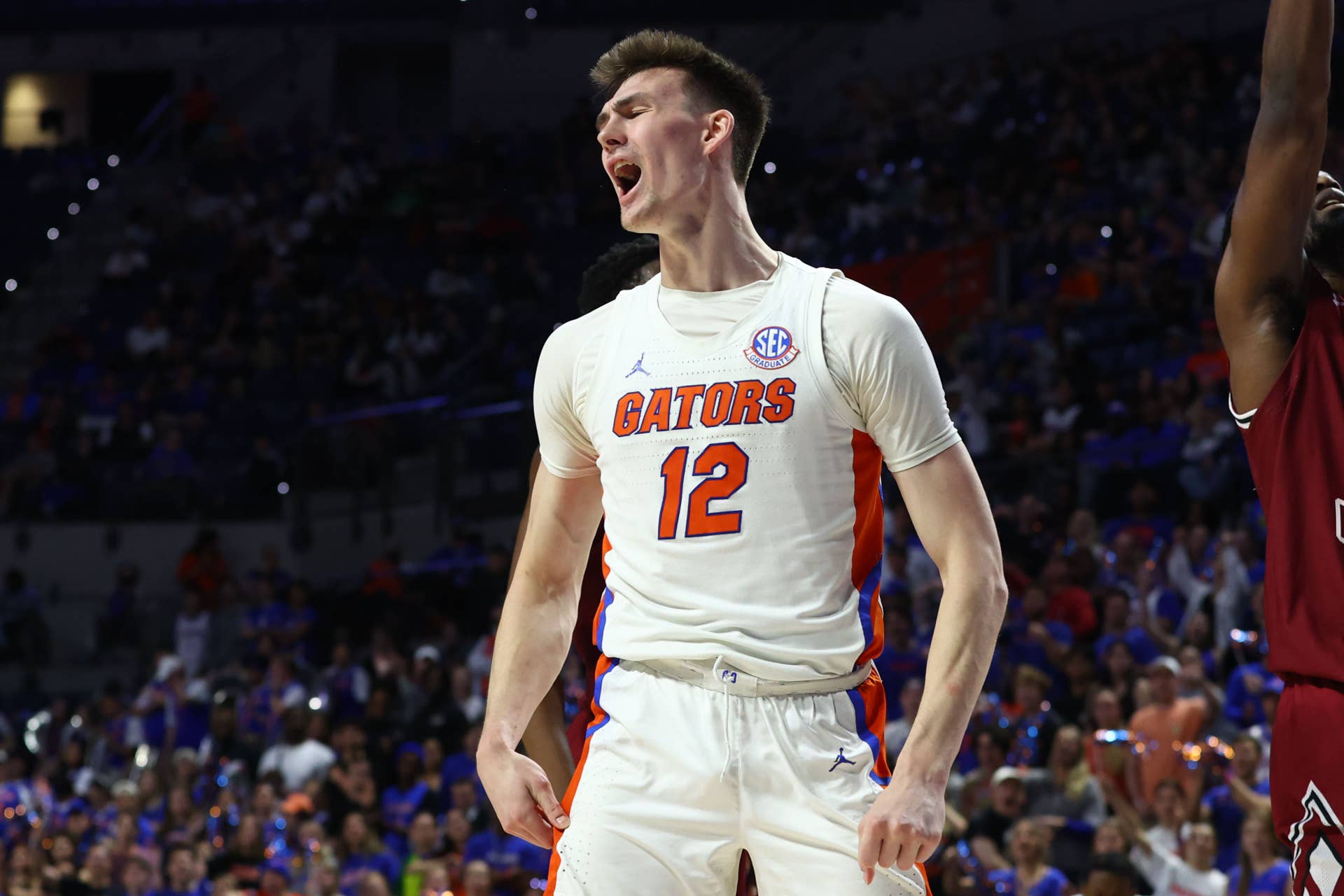 Former Florida Big Man Signs with Hometown NBA Team - Athlon