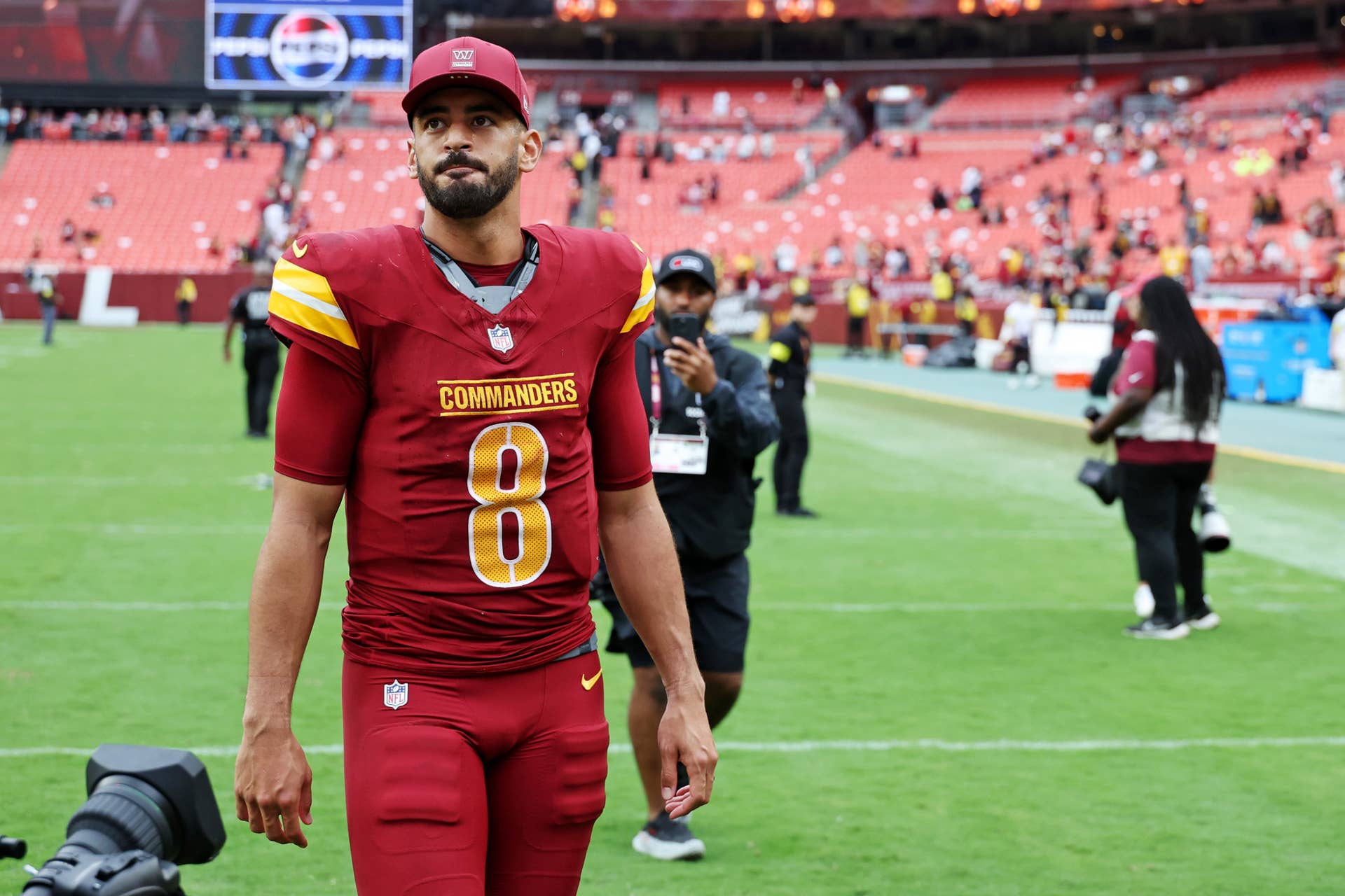 Commanders HC Dan Quinn Confirms Marcus Mariota News Ahead of Colts Game - Athlon