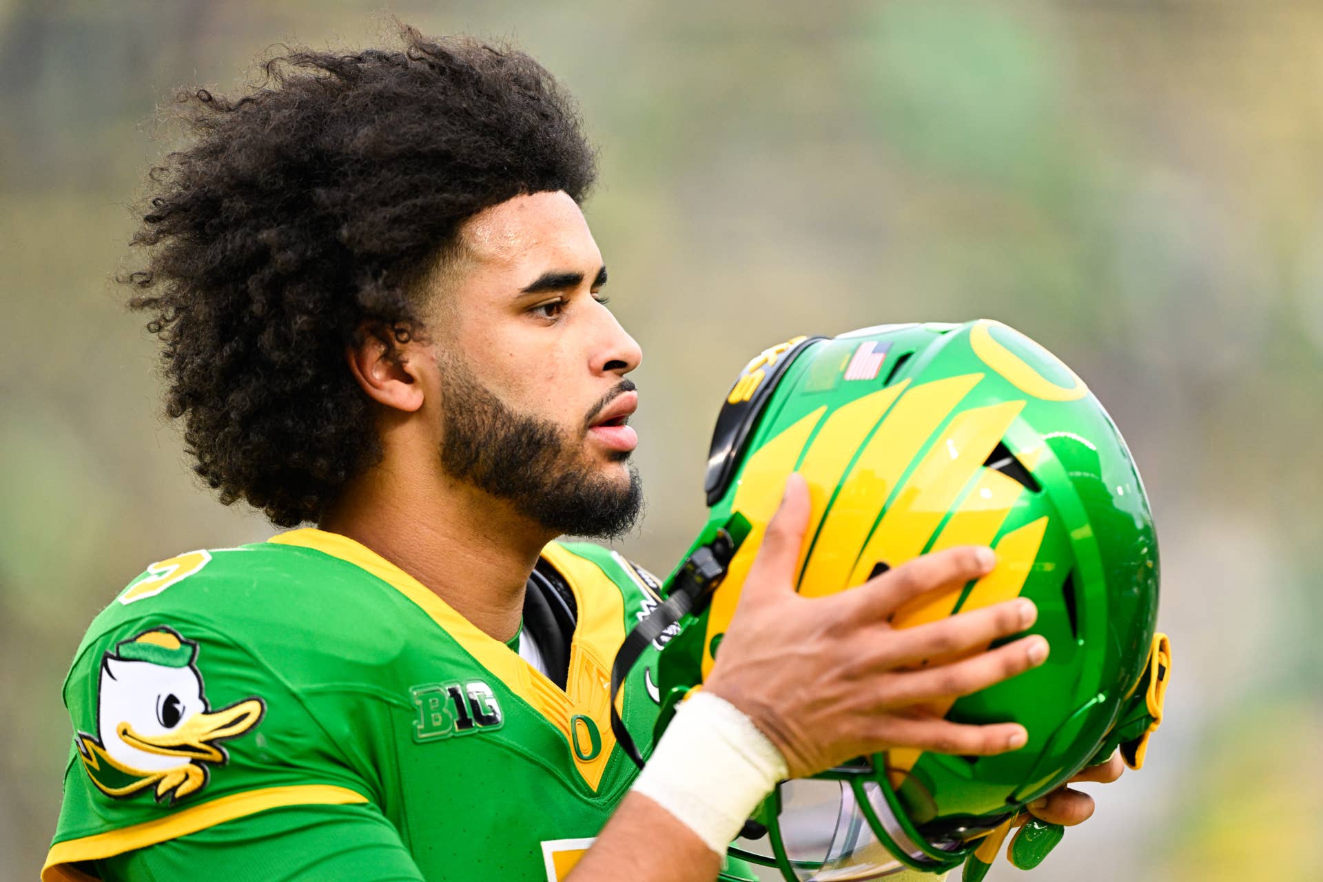 2027 NFL Draft Scouting Report: Oregon QB Dante Moore - Athlon