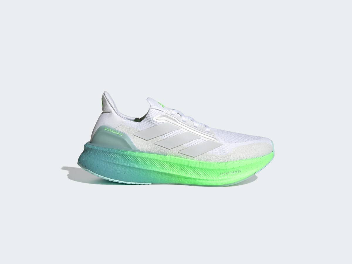 adidas gazelle silver green womens adidas Ultra Boost 5 GORE-TEX Mens Running Shoes