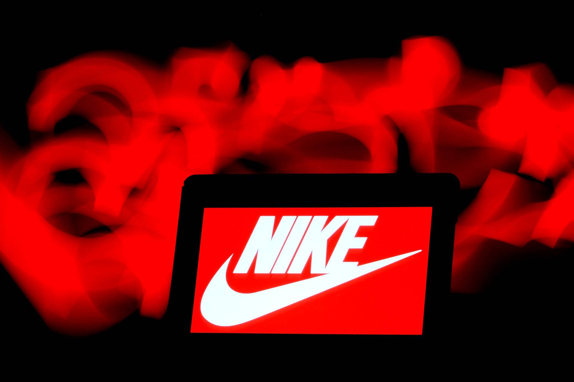 Nike's $115 T-90 Sneakers Are Now Just $55 - Athlon