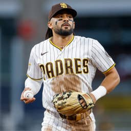 Fantasy Baseball 2026: Players to Buy, Sell and Hold This Week