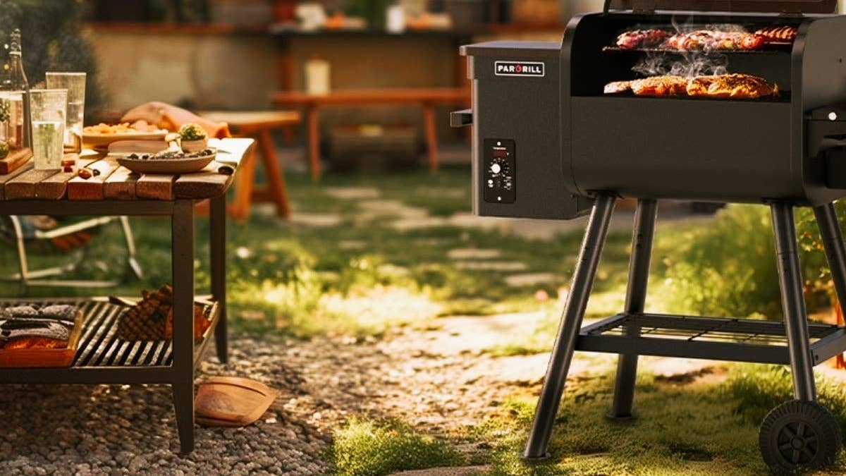 Walmart Slashes $539 Grill & Smoker to Just $233