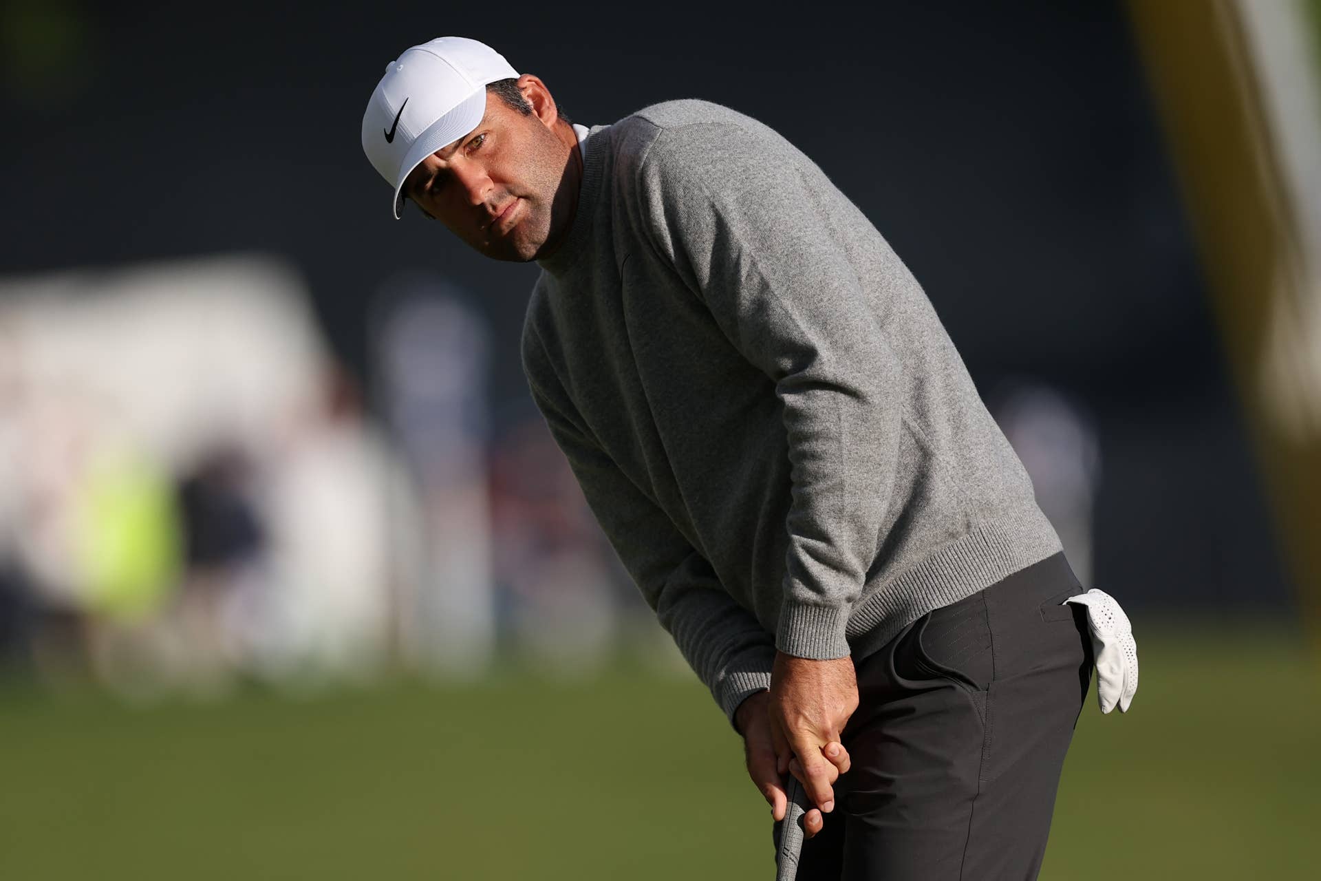 Scottie Scheffler Leads Crowded PGA Championship Day 1 - Athlon Sports