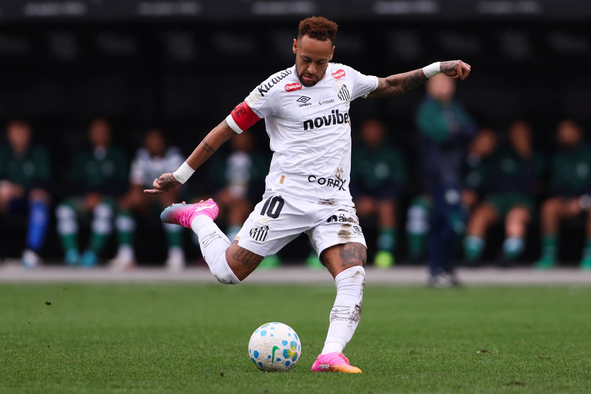Why Is Neymar Not Playing Tonight for Santos vs. Gremio? - Athlon
