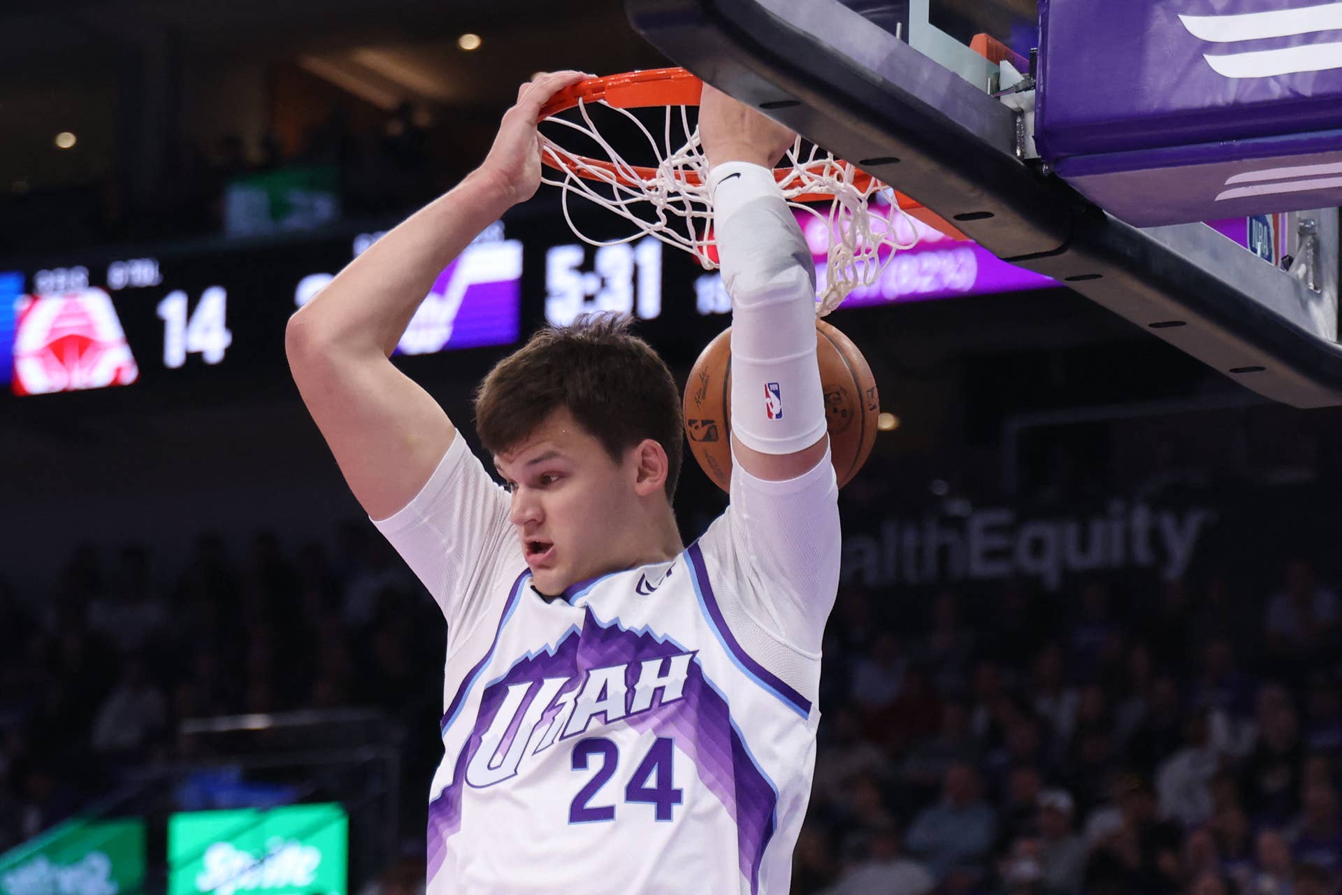 Fantasy Basketball 2026-27: Big Men Whose Value Depends on Free Agency