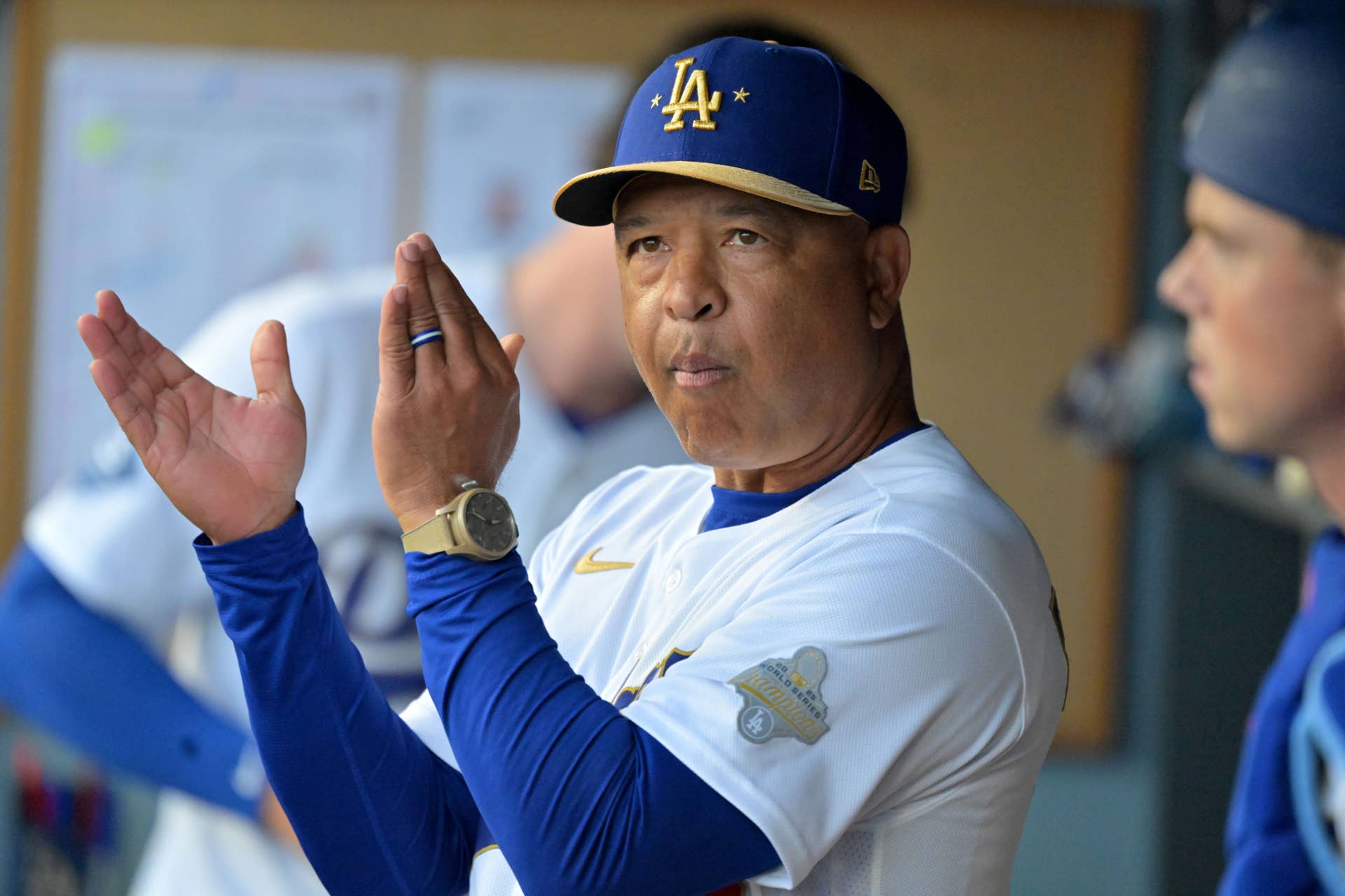 Dave Roberts Delivers Personal Yoshinobu Yamamoto Message After