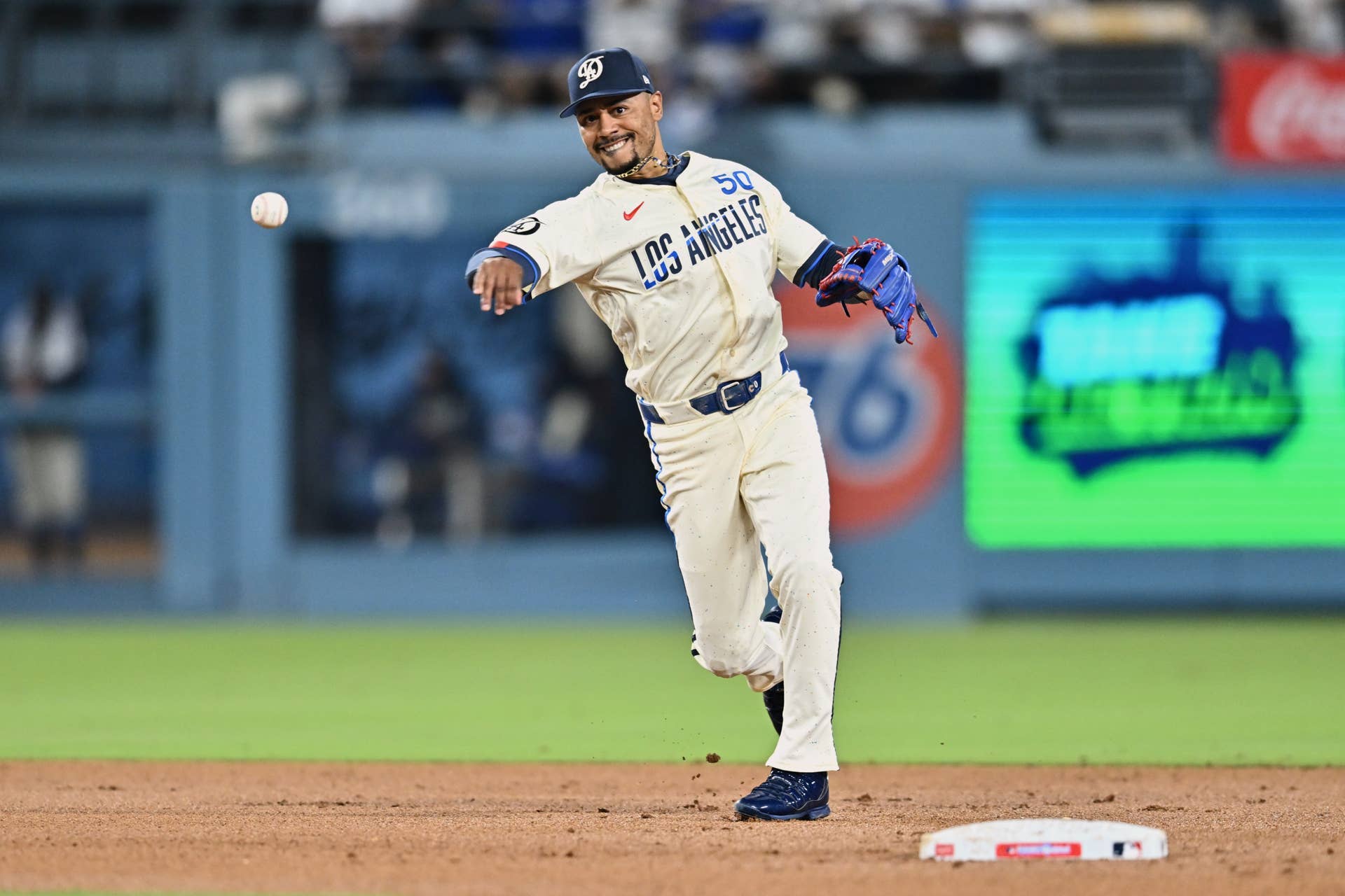 Mookie Betts Announces Career News Amid 7th Dodgers Season - Athlon