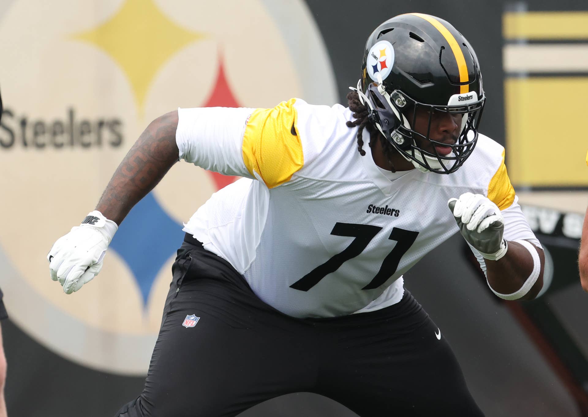 4 Steelers Could Change Pittsburgh's Entire Camp Outlook This Summer ...