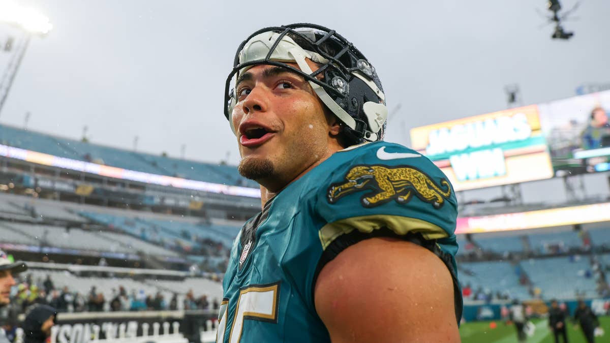 Brenton Strange's Versatility, Potential Well Worth New 3-Year Deal