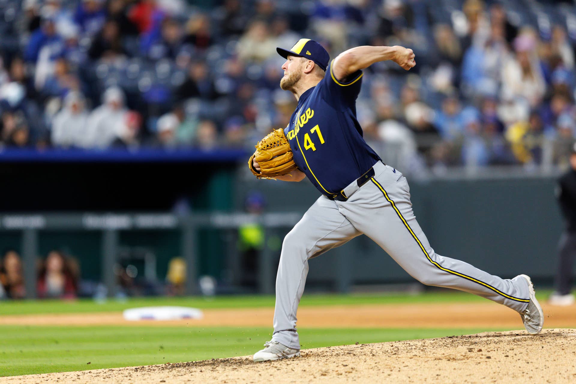 Brewers Expected to Activate Key Reliever From Injured List - Athlon