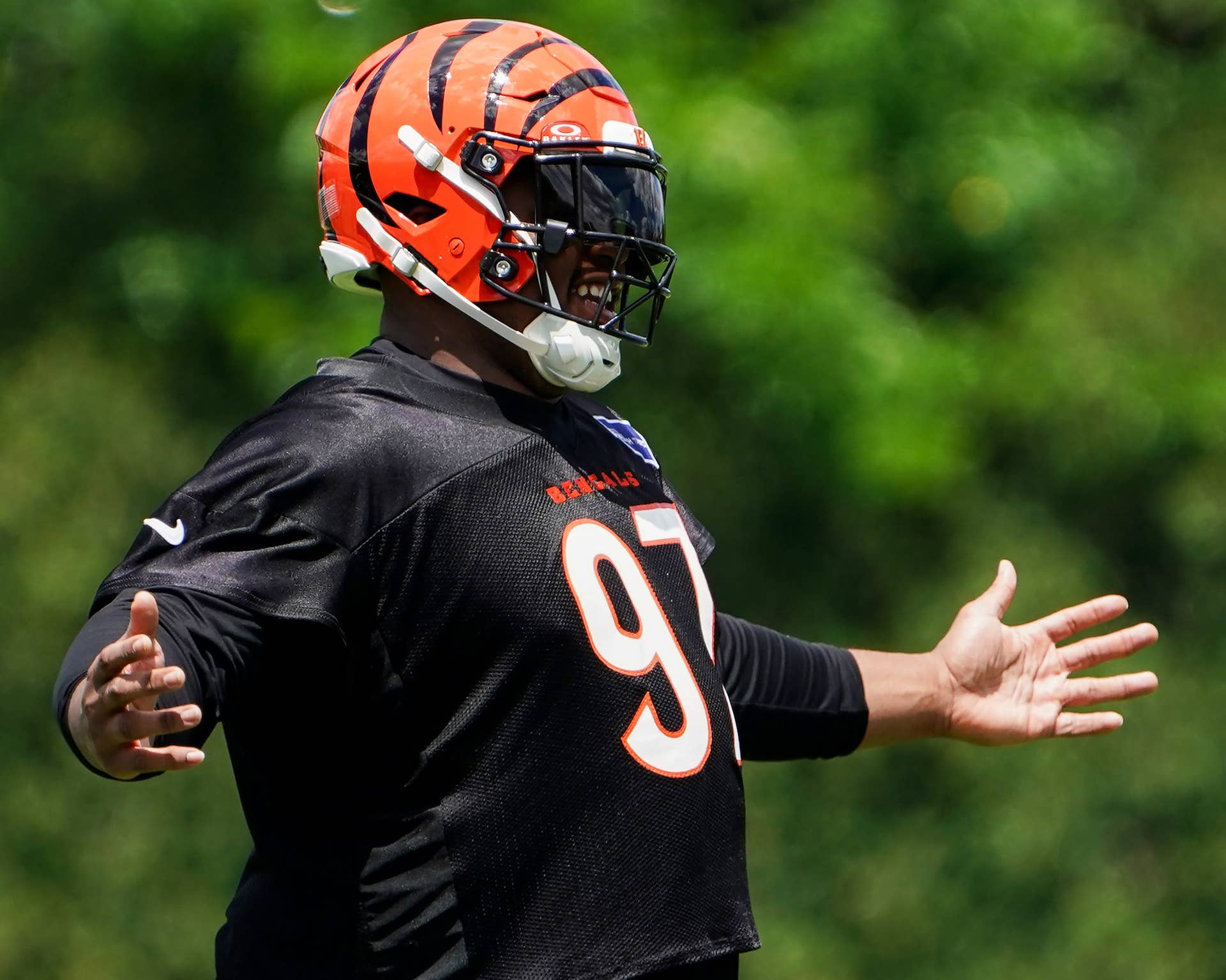 Two Ex-Giants Named on List of NFL's top-10 DTs - Athlon