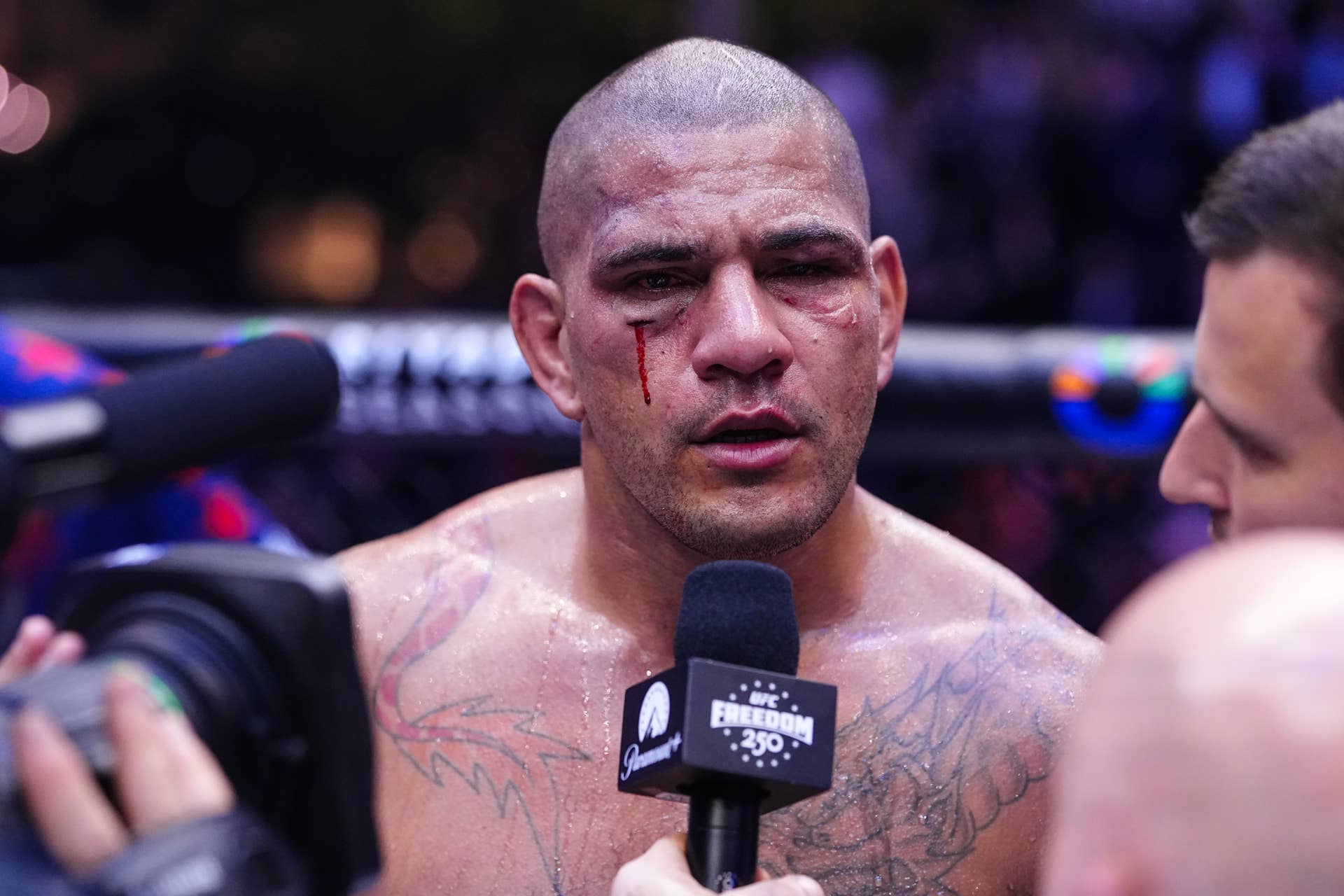 Alex Pereira Blames Herb Dean for Controversial UFC Release of Michel