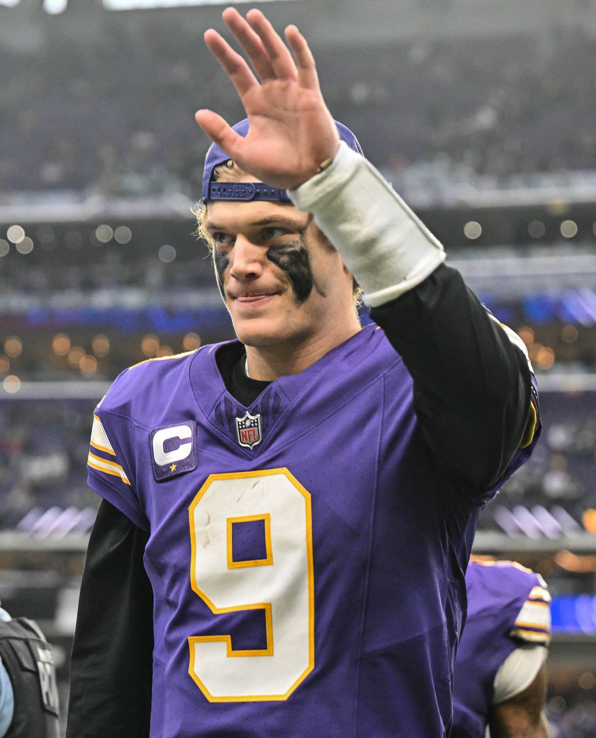 Vikings Announce Decision on Quarterback After J.J. McCarthy News
