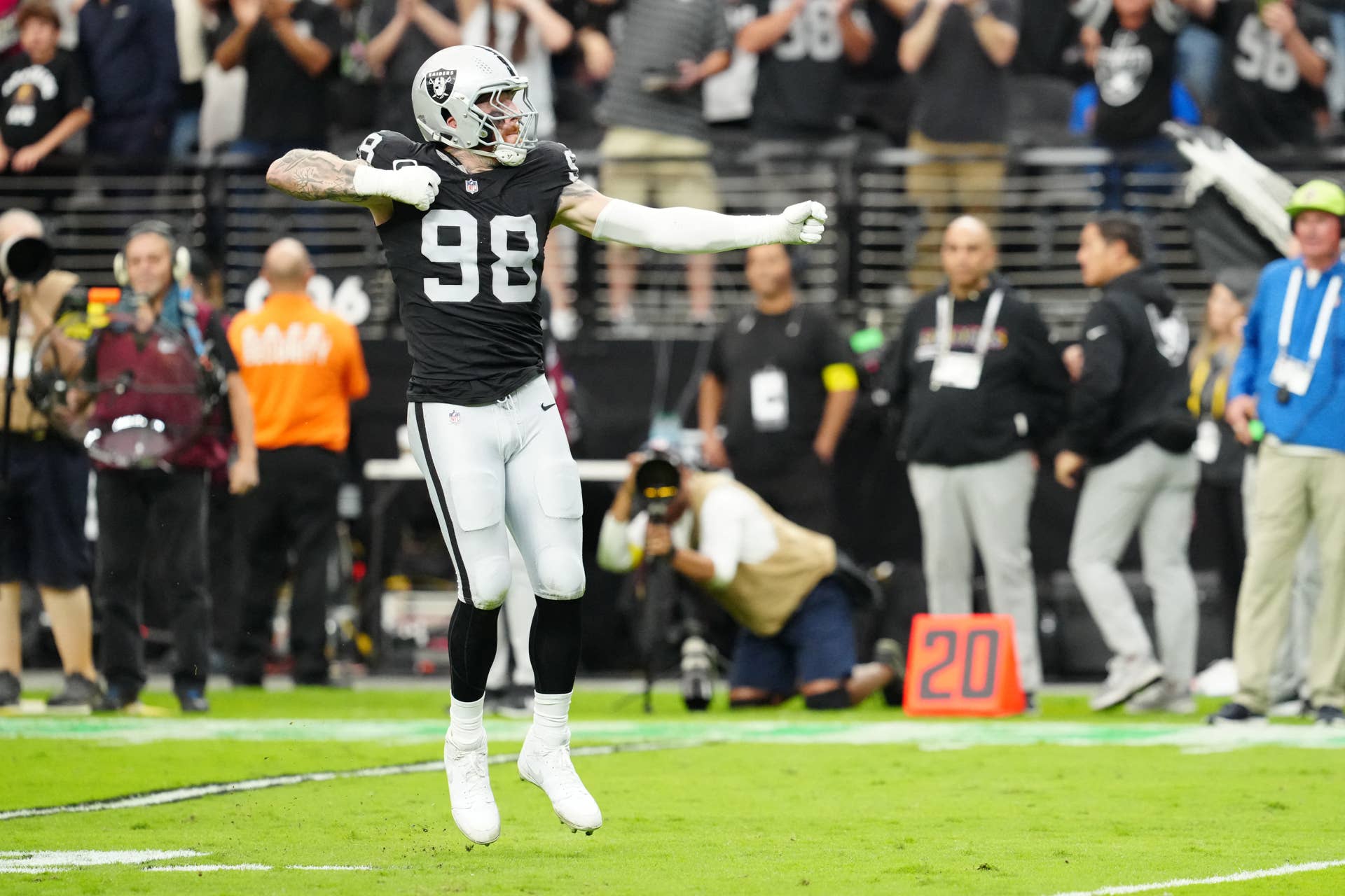 Maxx Crosby Could See a Lighter Workload Early in Raiders Training