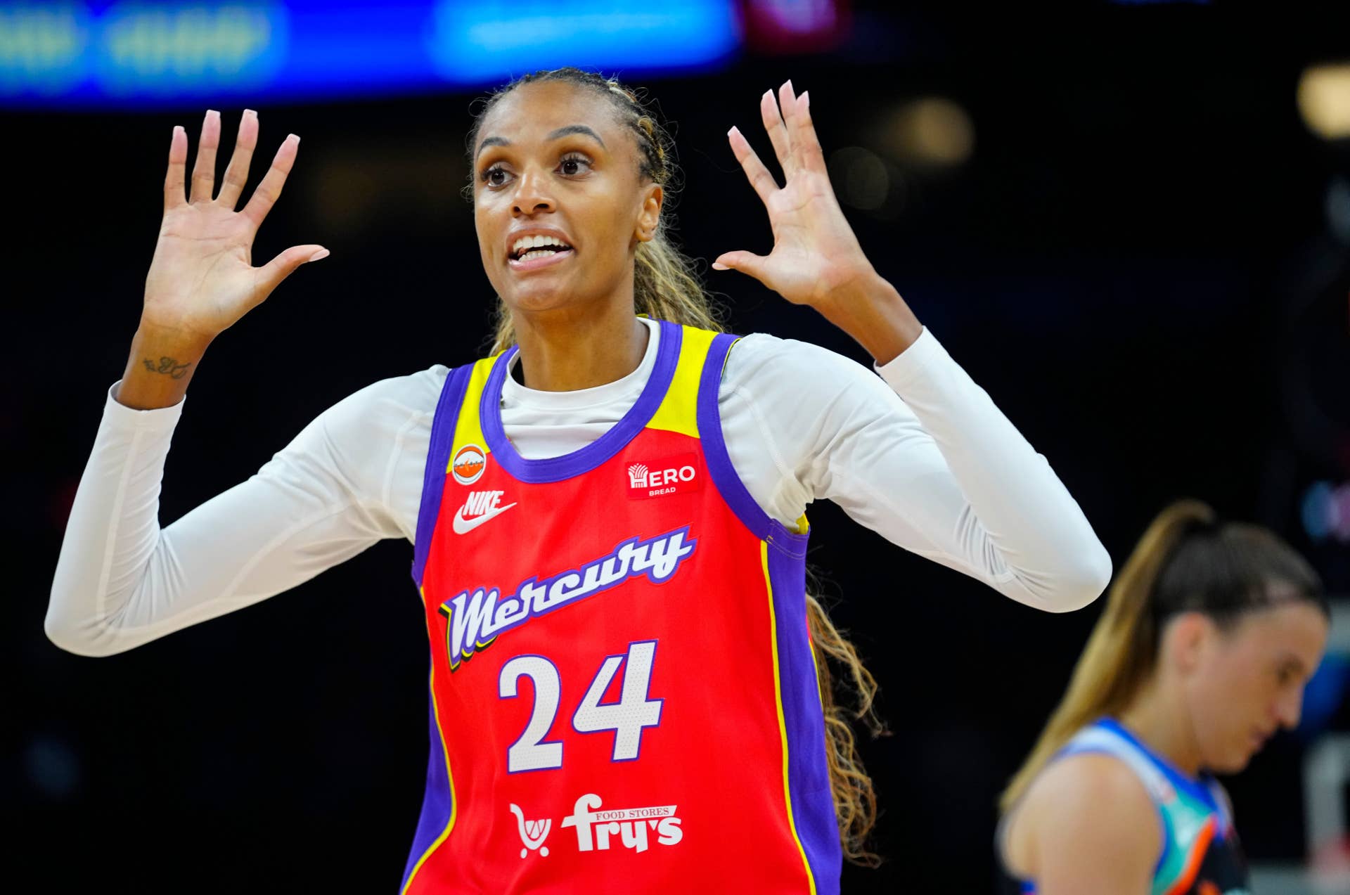 WNBA bestraft Spielerin der Chicago Sky nach Vorfall mit DeWanna Bonner