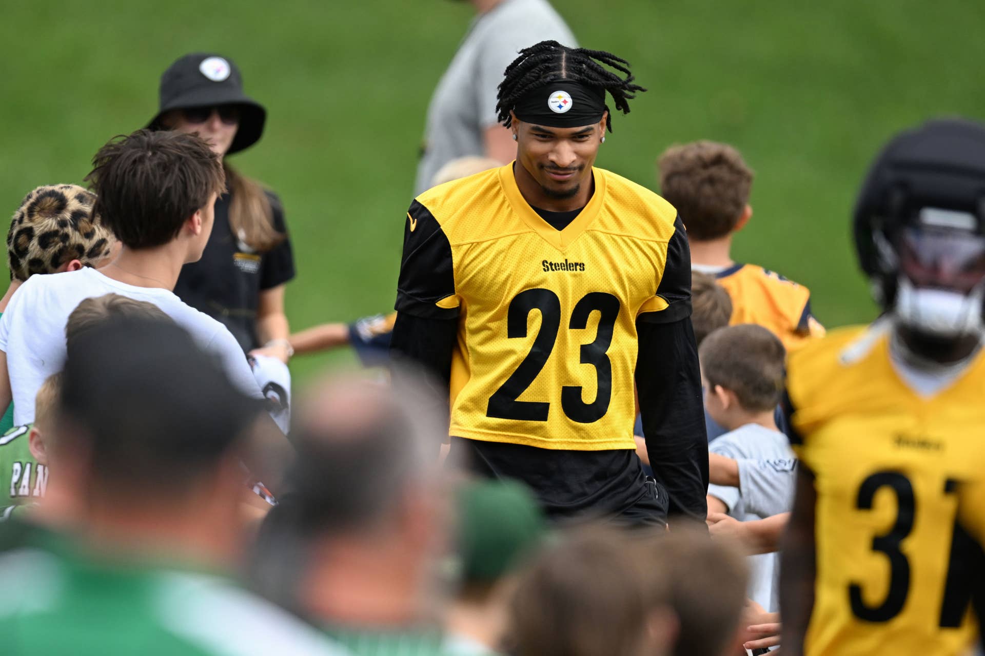 Steelers Rookie Trio Making Early Training Camp Buzz After Day Three