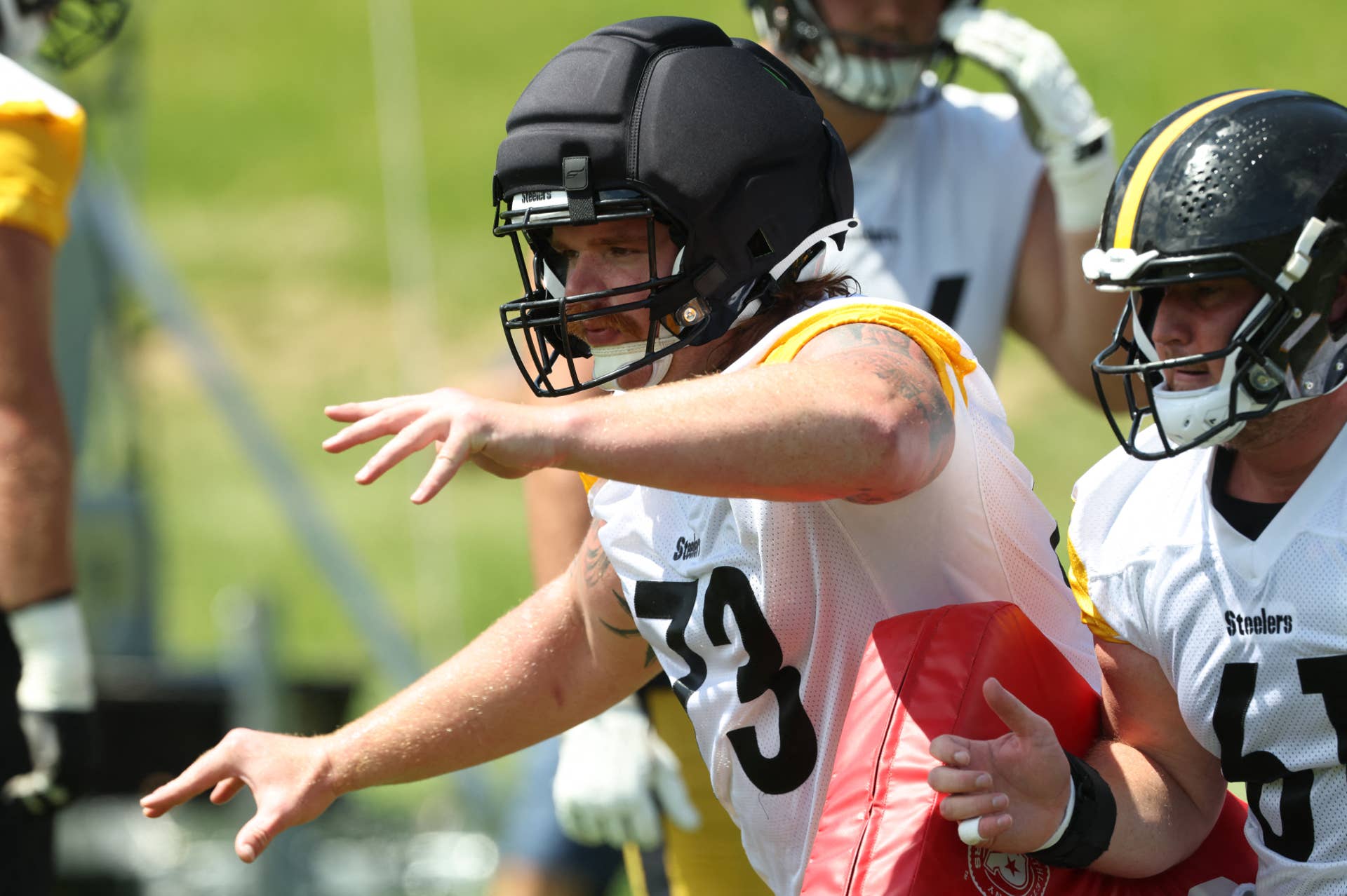 Steelers-Rookies müssen sich beweisen, bevor sie größere Rollen übernehmen ...