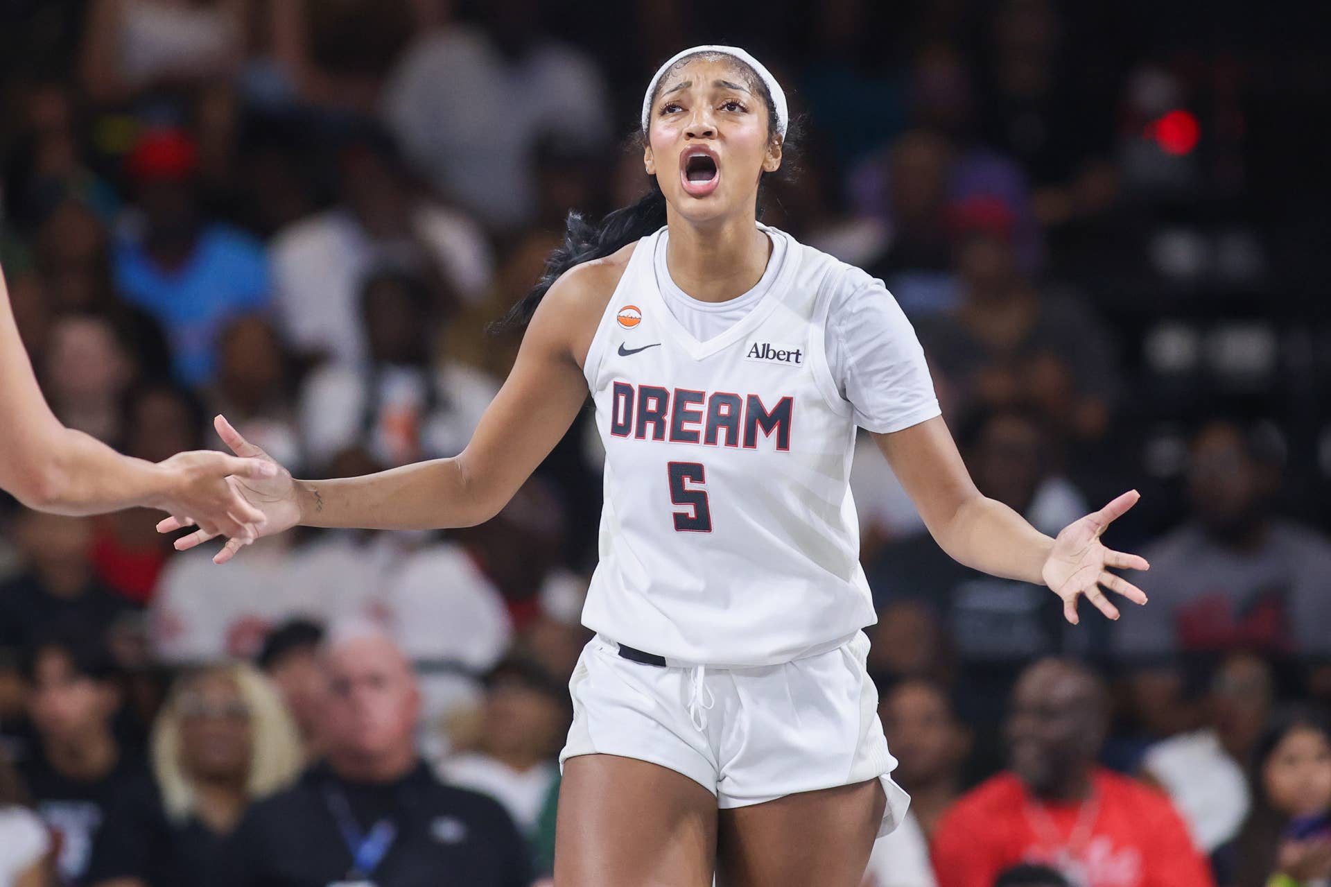 Angel Reese Avoids WNBA Punishment During Atlanta Dream Game - Athlon