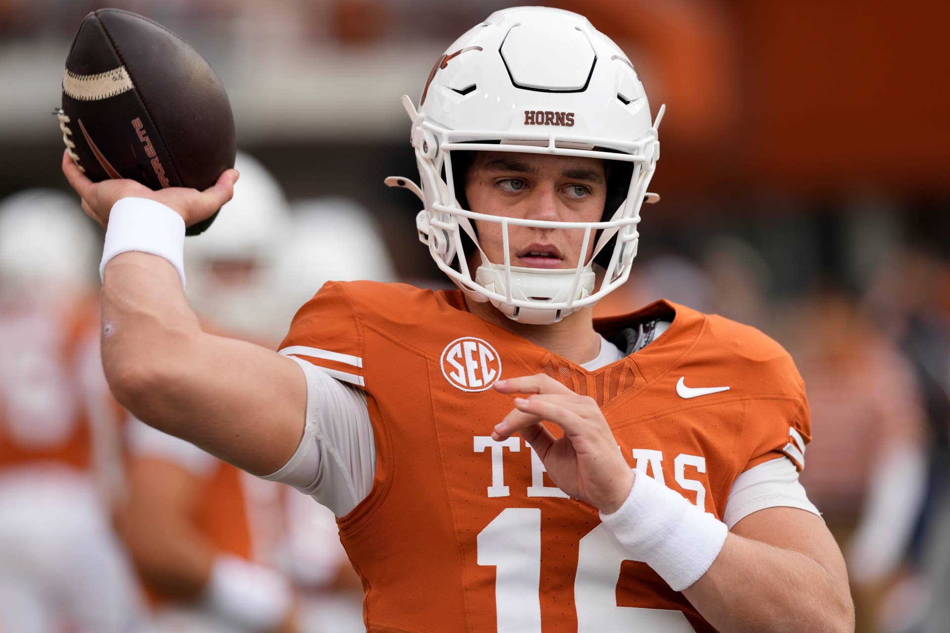Arch Manning, Texas Get Ominous Prediction Before Tennessee Game
