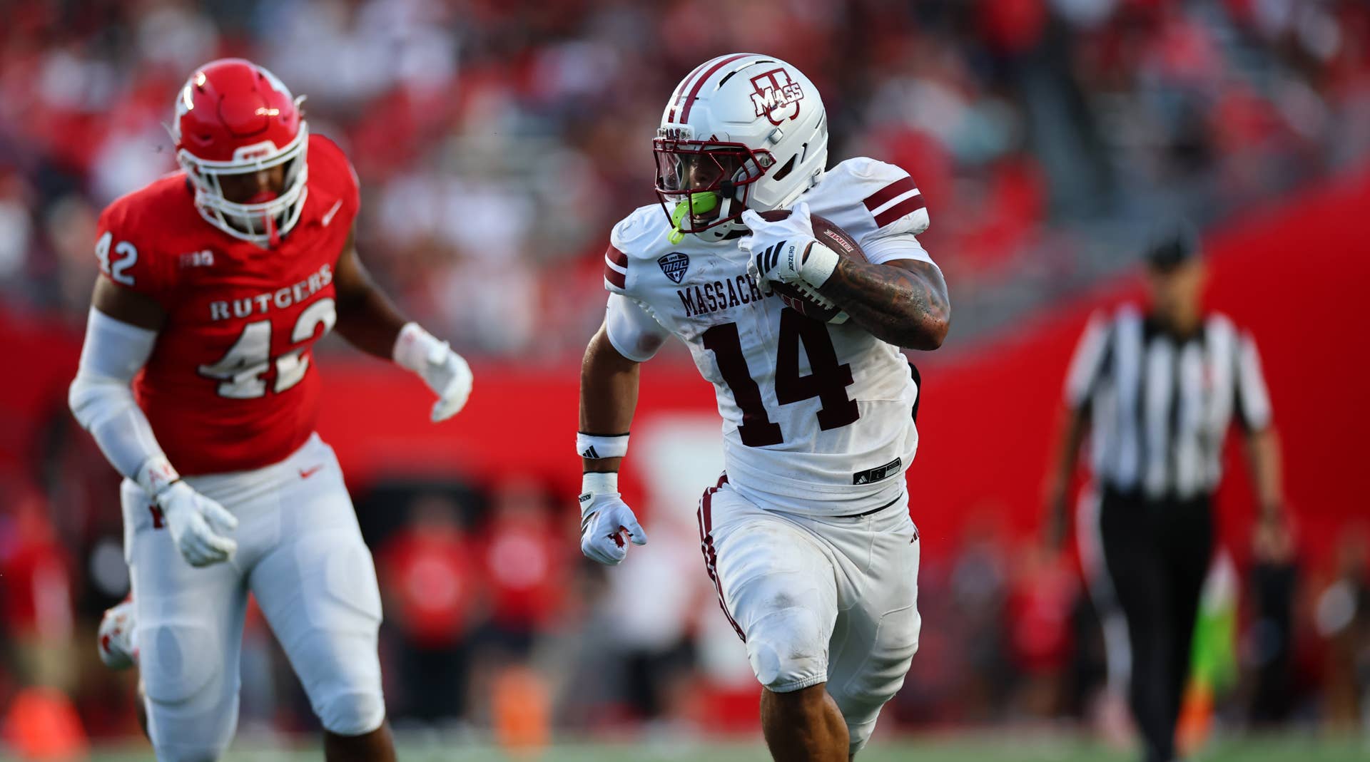 UMass Stuns Rutgers in Massive College Football Upset in Week 1 - Athlon