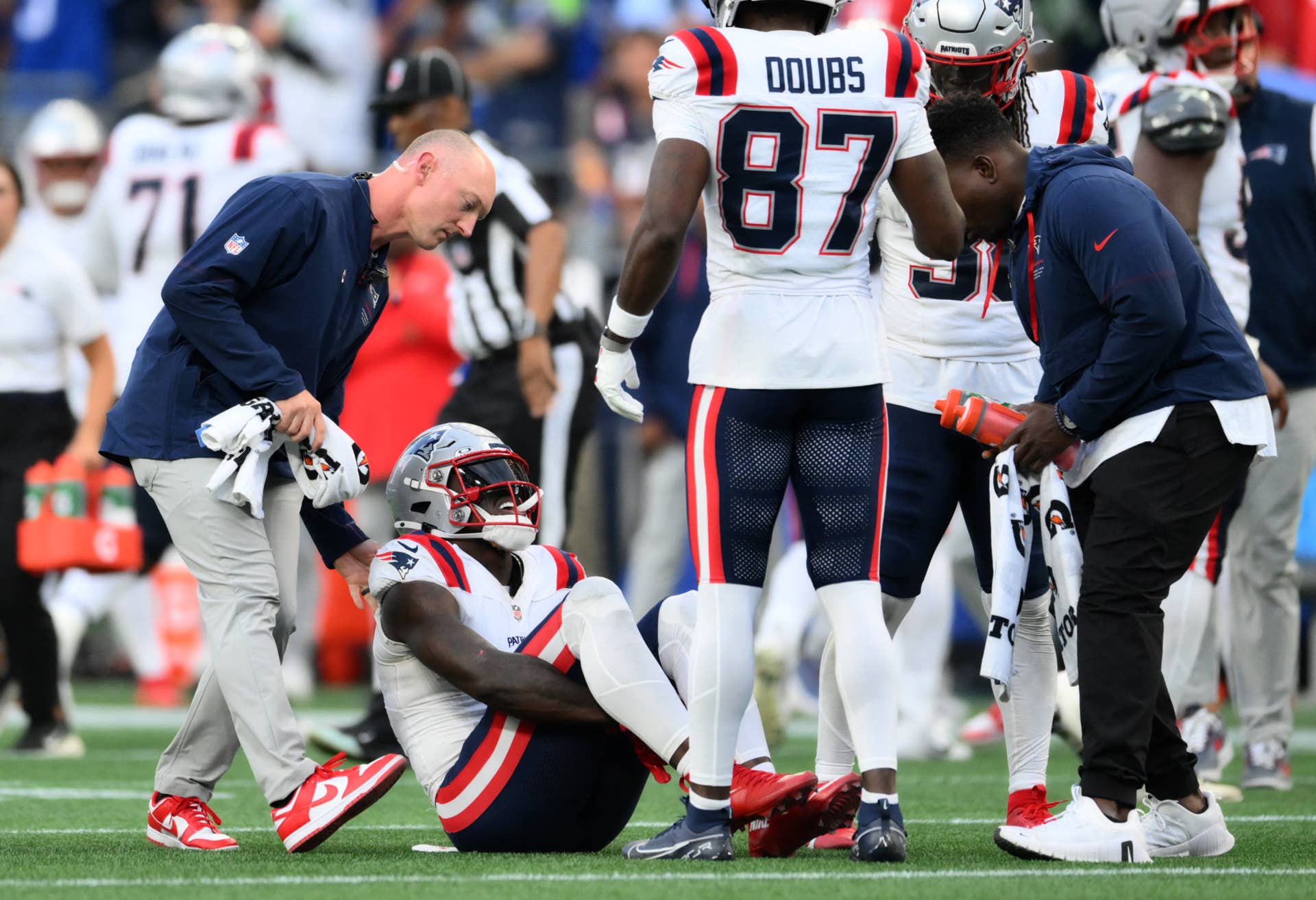 Ein Patriots-Insider sagt, er wäre nicht überrascht, wenn AJ Brown nächste ...