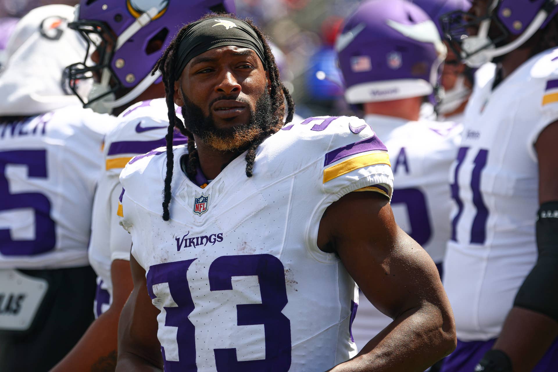 Vikings Facing Aaron Jones Decision After RB Move - Athlon