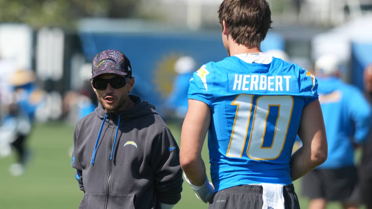 Steve Young: Chargers OC Mike McDaniel Can Make Justin Herbert ‘The Best’