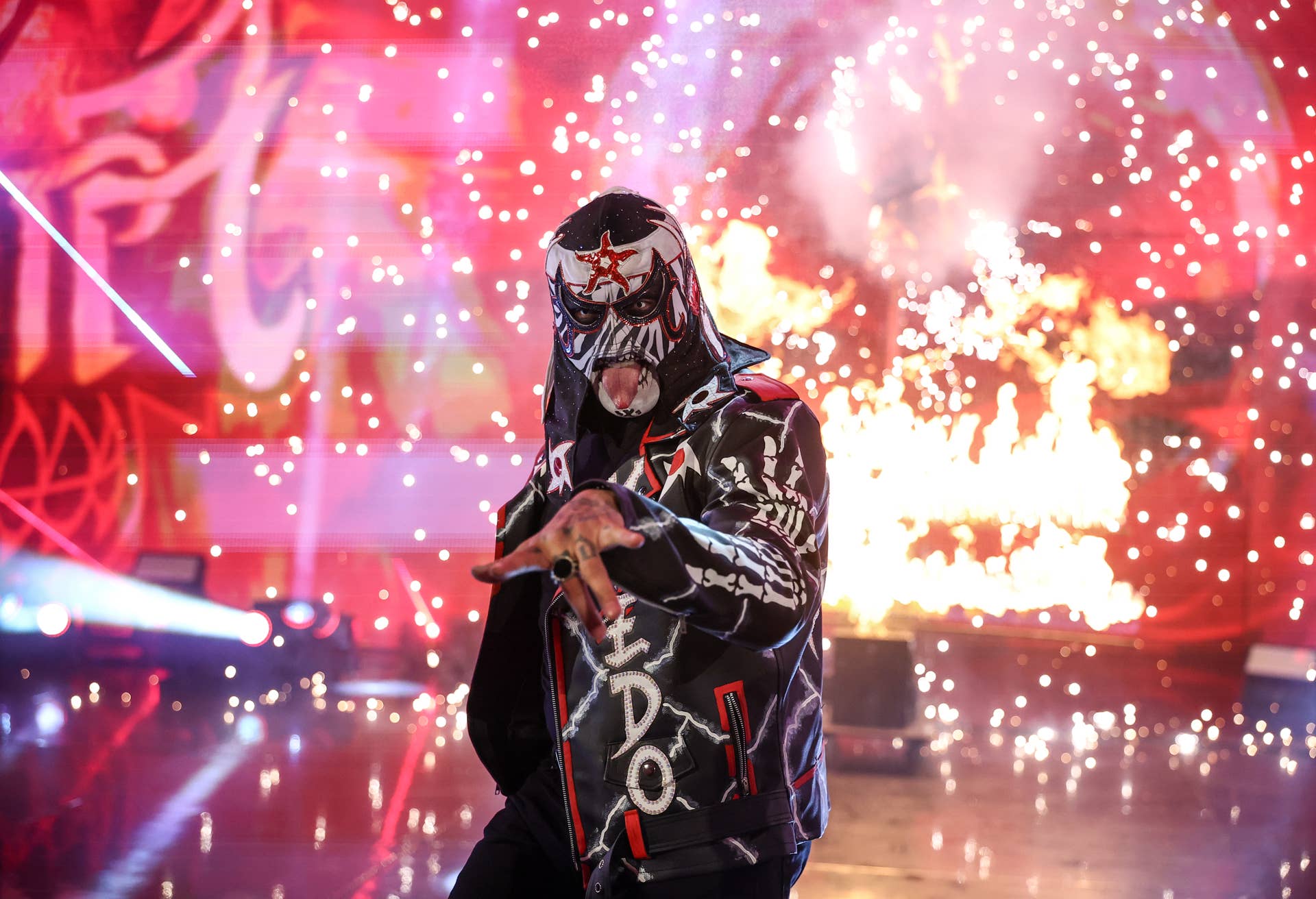 WWE Makes Surprise Money in the Bank Card Change on Raw - Athlon