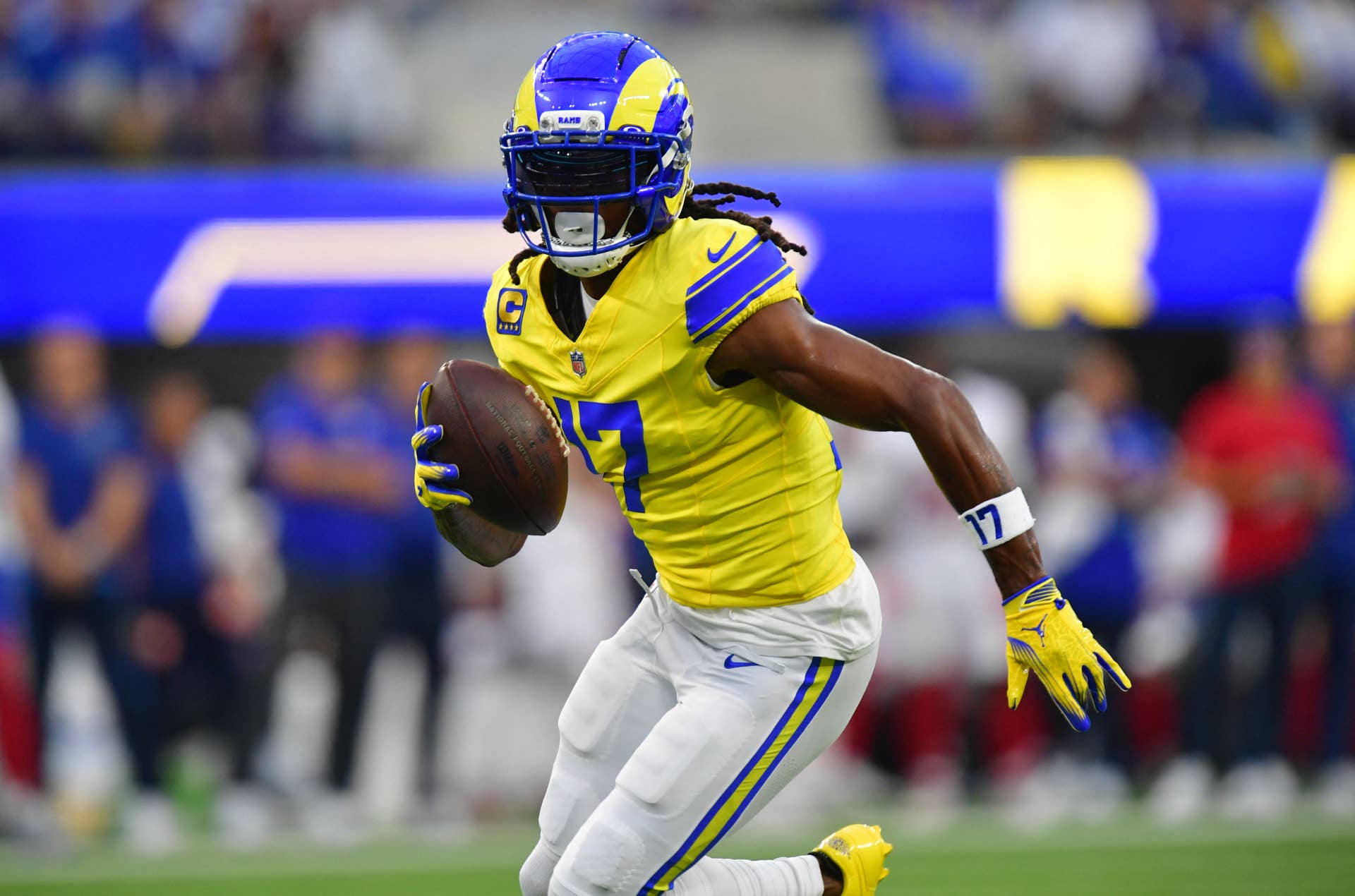 Davante Adams' Taco Bell Card Has No Limit. Neither Does His Game - Athlon