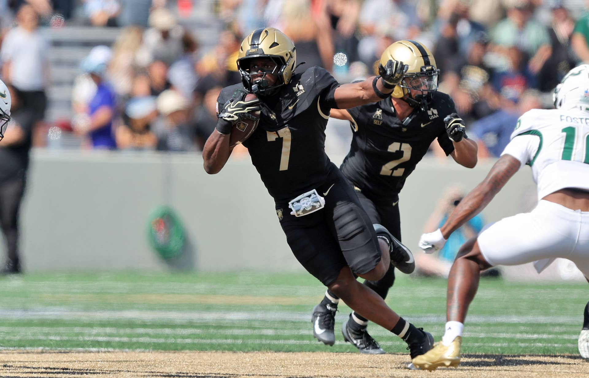 Army Black Knights at Temple Owls Prediction, Picks & Odds for Week 4 ...