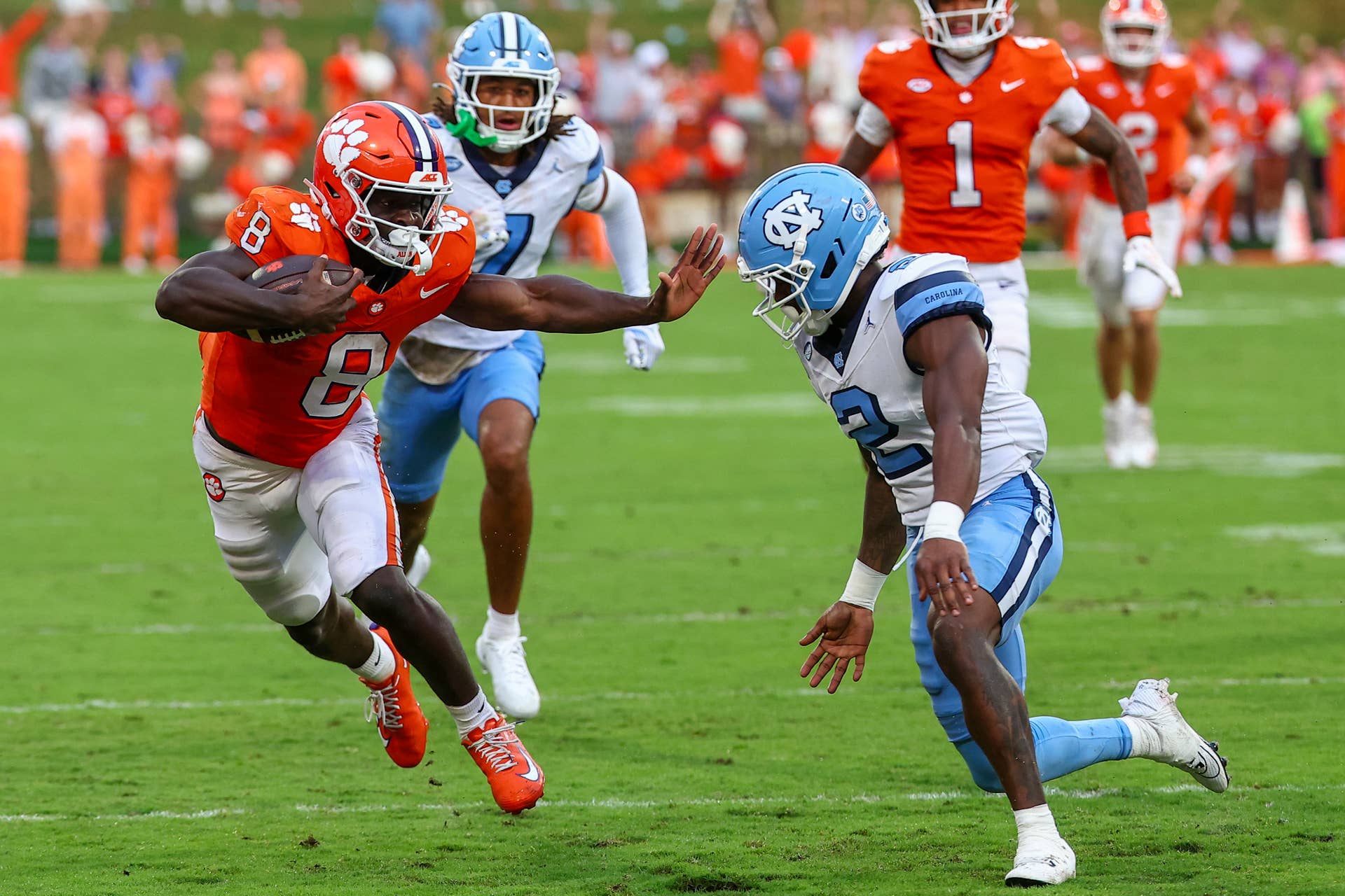 Clemson Tigers at California Golden Bears Prediction, Picks & Odds for ...