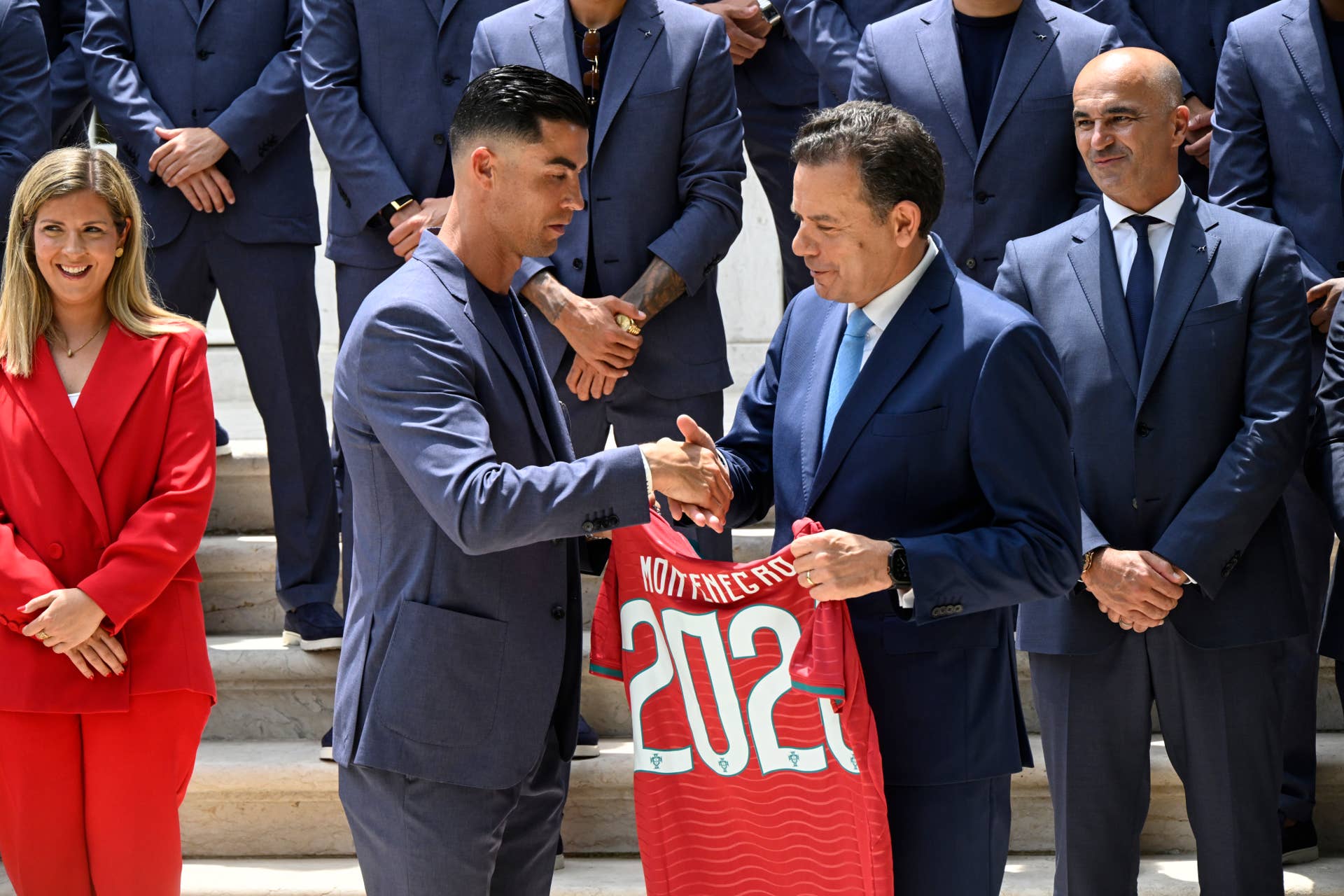 portugals prime minister luis montenegro receives portugals national soccer team before their departure to participate in fifa world cup 2026