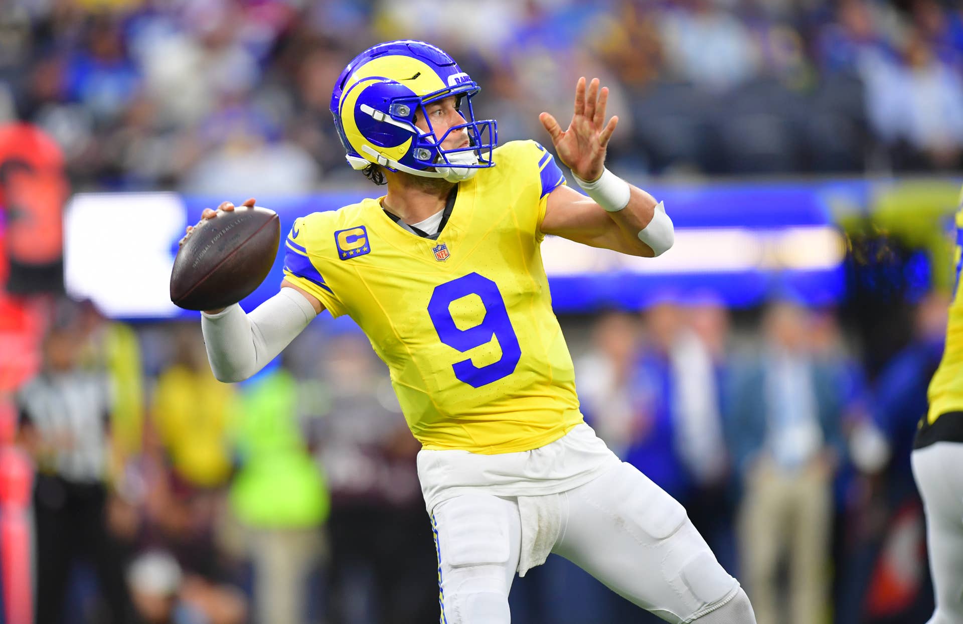 NFL Picks Week 4: Experts' Top Predictions Against the Spread - Athlon