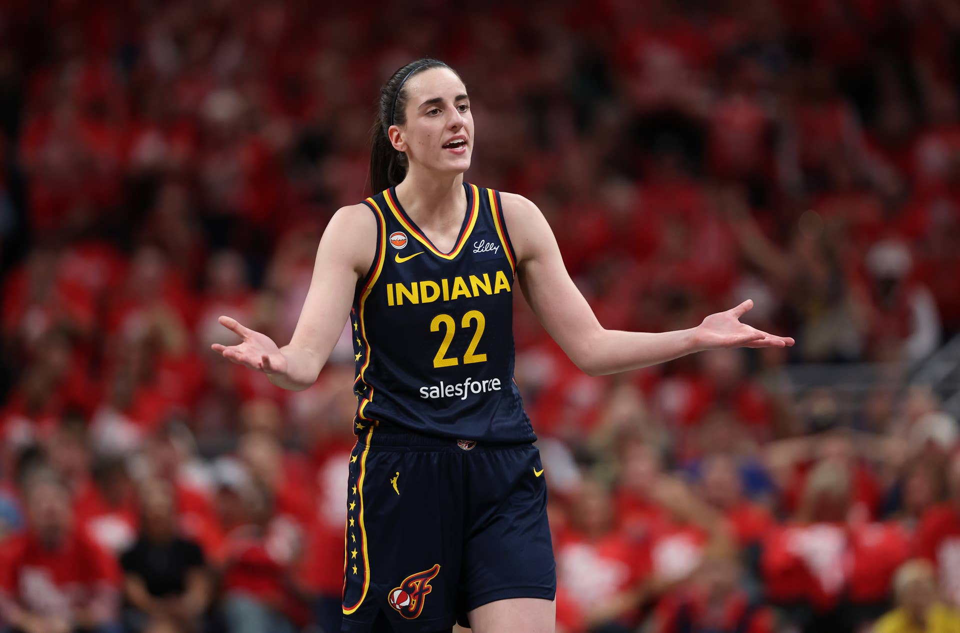 Caitlin Clark stellt am Donnerstag einen Antrag an die Indiana Fever